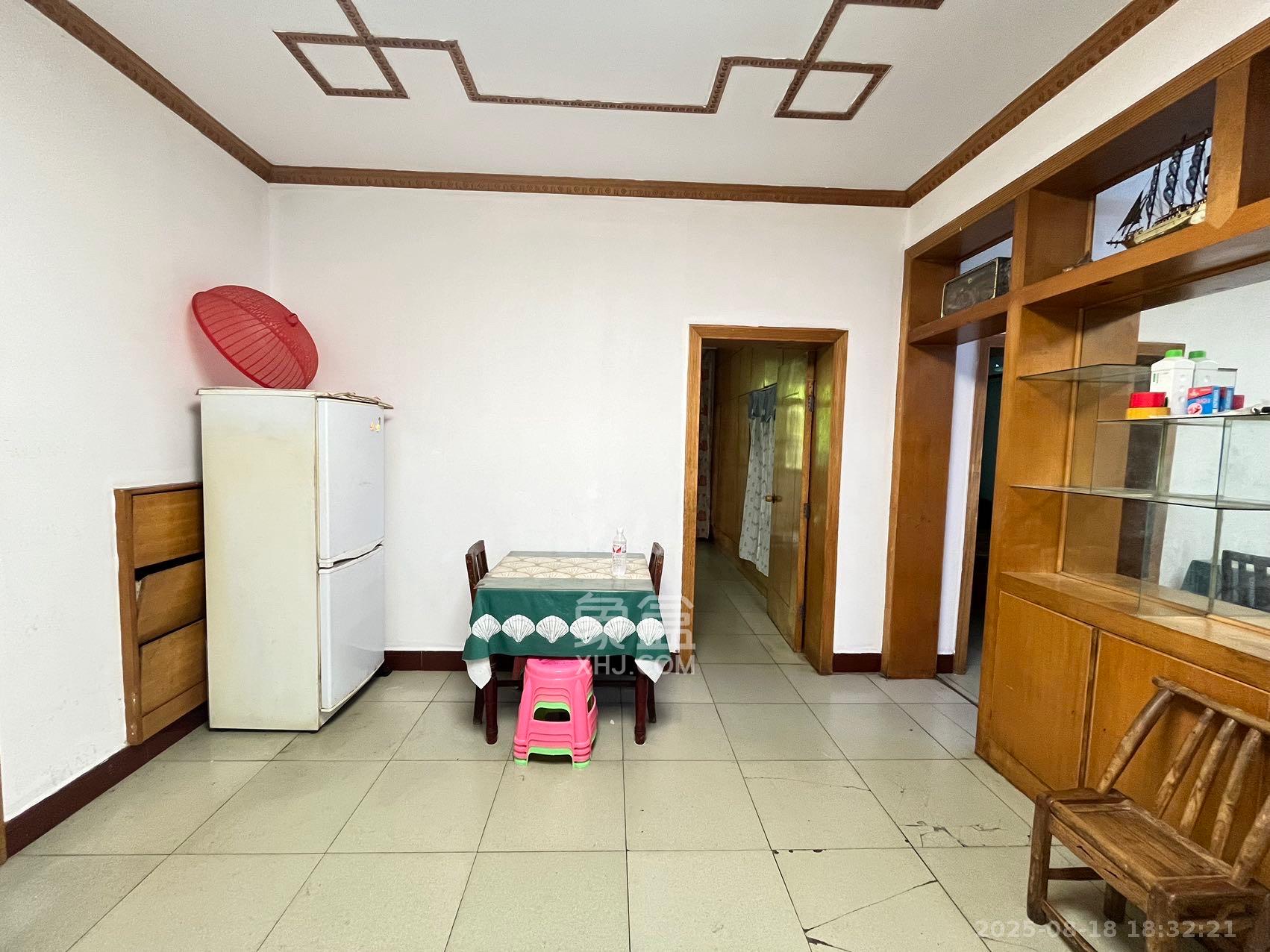 省六运公司宿舍 2室2厅1卫 1850.0元/月 省六运公司宿舍 2室2厅1卫 1850.0元/月室内图