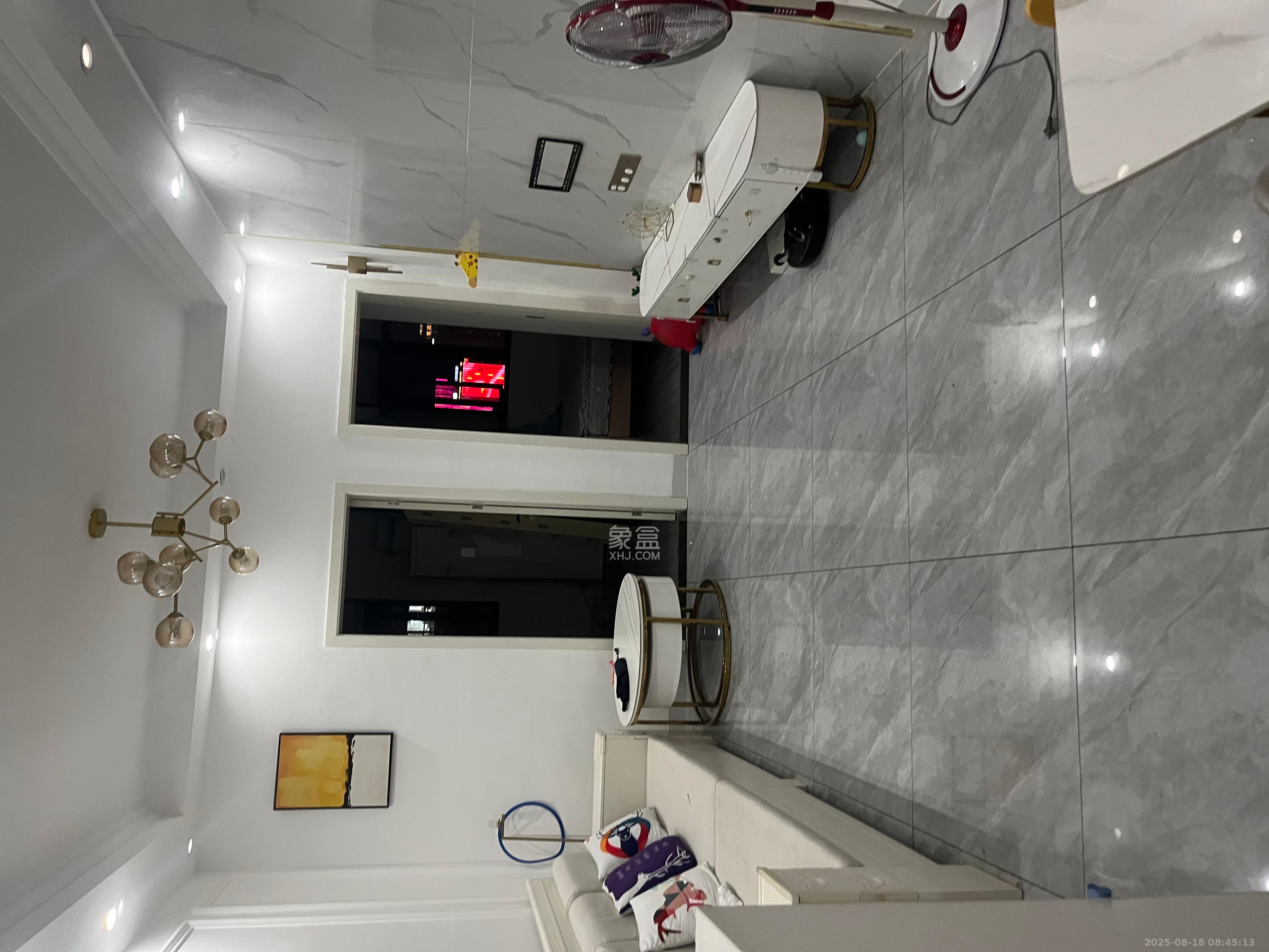 鑫远杰座  3室2厅1卫    2300.0元/月 鑫远杰座  3室2厅1卫    2300.0元/月