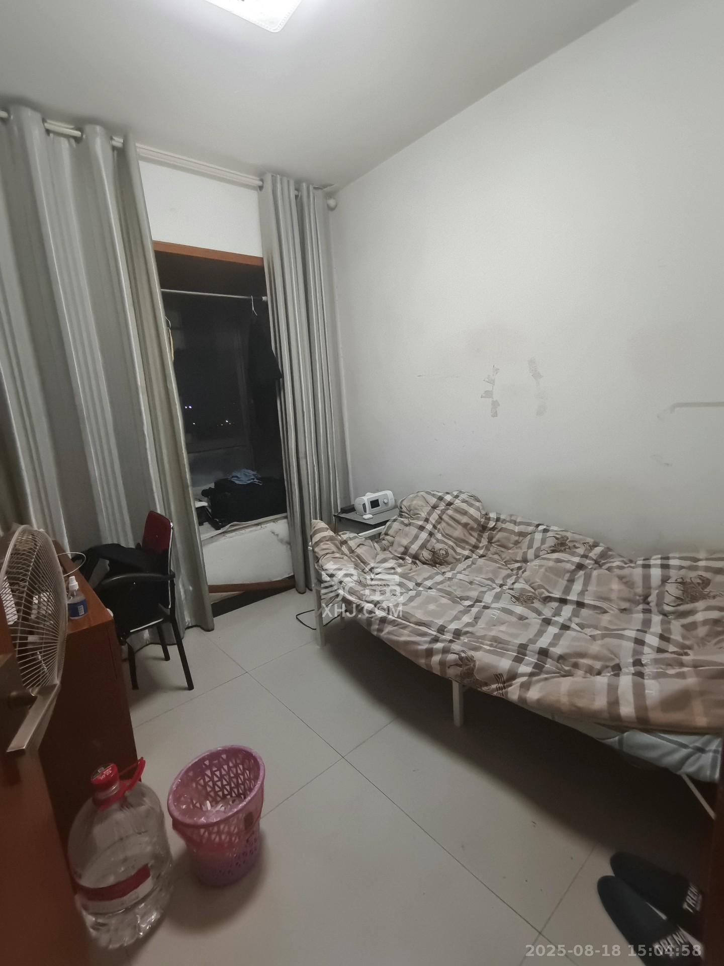 德庆水韵山城 4室2厅2卫 2400.0元/月 德庆水韵山城 4室2厅2卫 2400.0元/月室内图