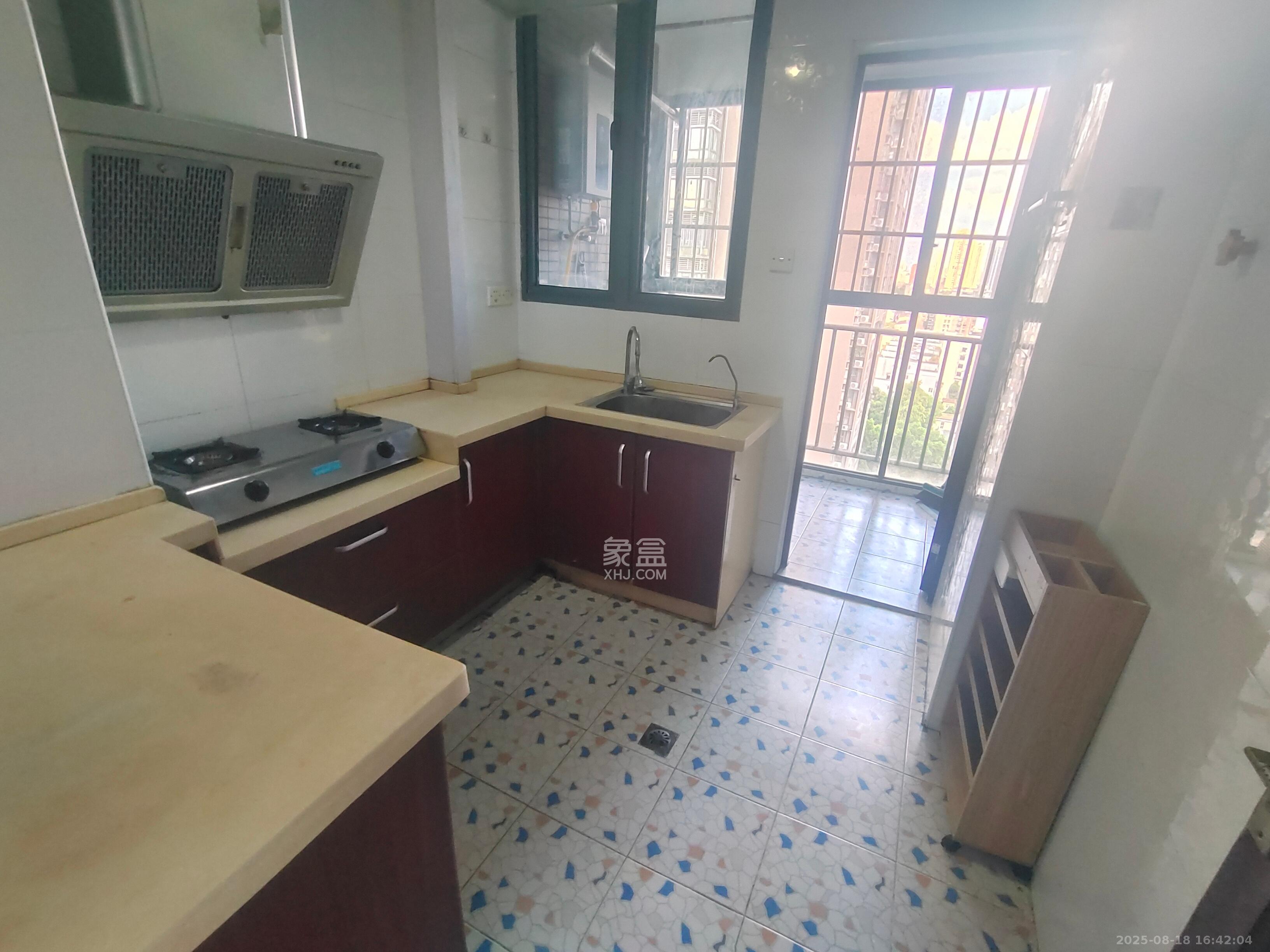 君庭金福苑  2室2厅1卫    2300.0元/月室内图