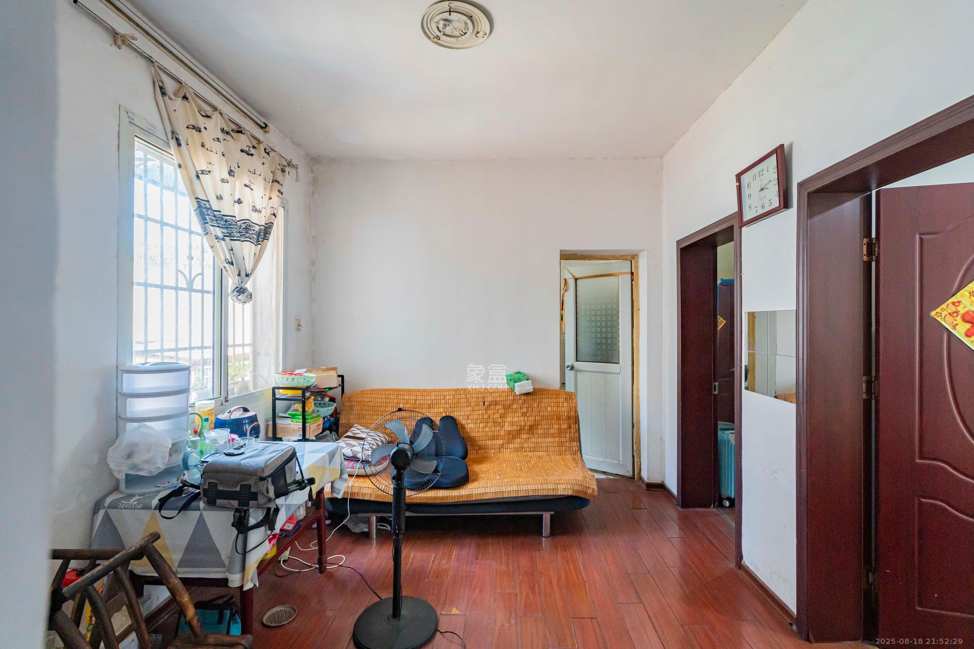 新唐家巷散盘  2室1厅1卫    39.8万 新唐家巷散盘  2室1厅1卫    39.8万