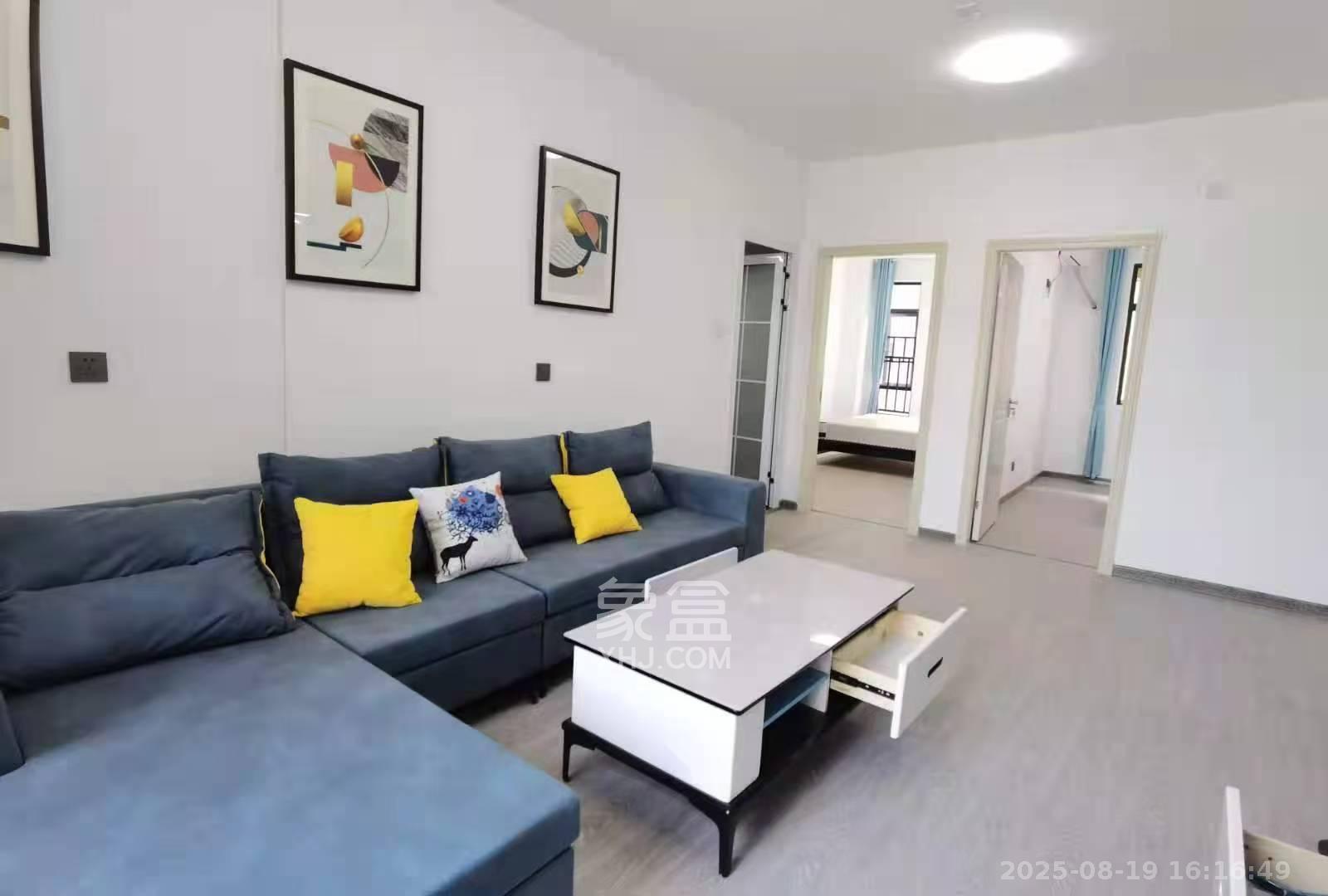 湘域城邦(湘域国际中心)  2室2厅1卫    3500.0元/月 湘域城邦(湘域国际中心)  2室2厅1卫    3500.0元/月