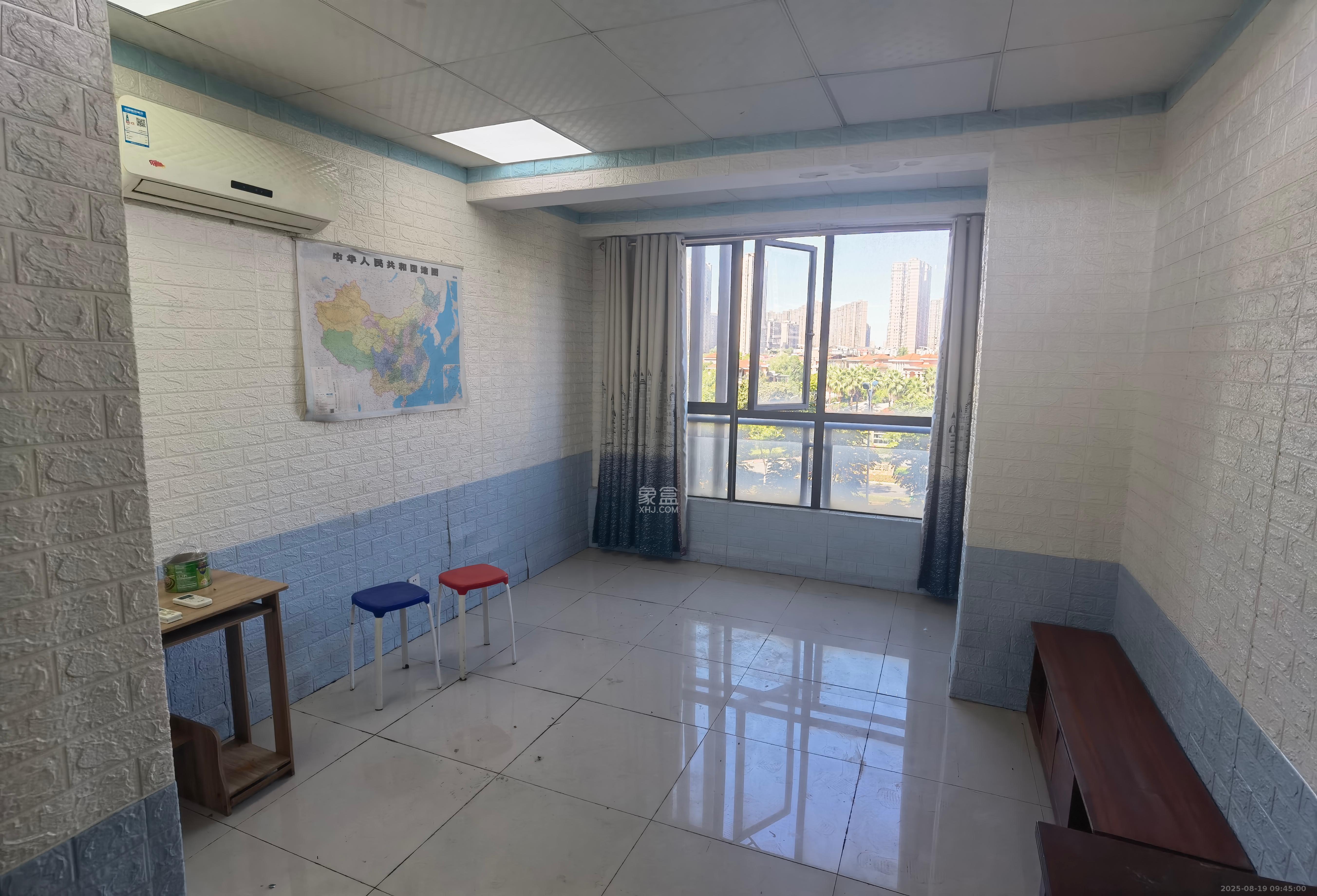 勤诚达新界  2室1厅1卫    1500.0元/月 勤诚达新界  2室1厅1卫    1500.0元/月室内图