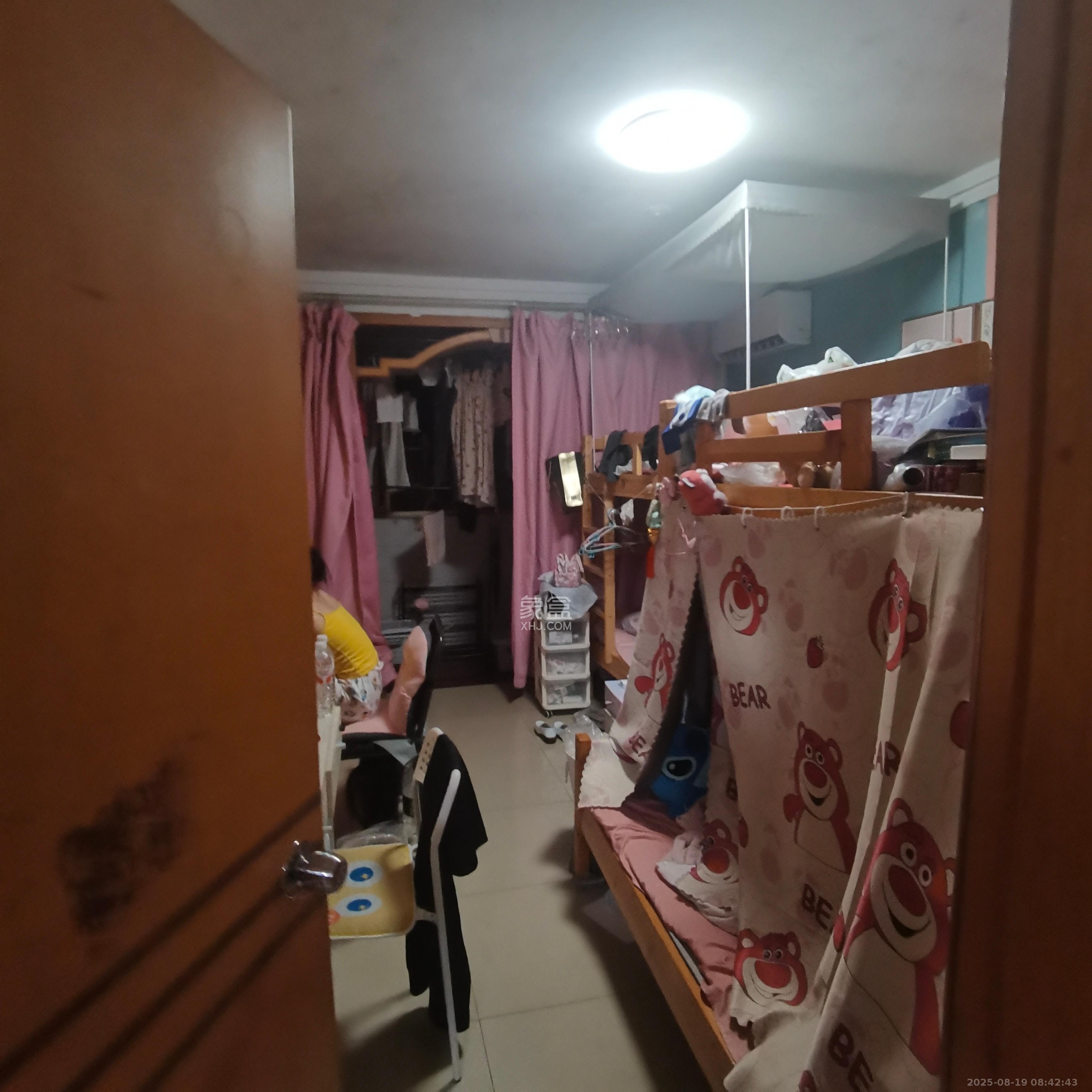 东南明苑 3室2厅2卫 2500.0元/月 东南明苑 3室2厅2卫 2500.0元/月室内图