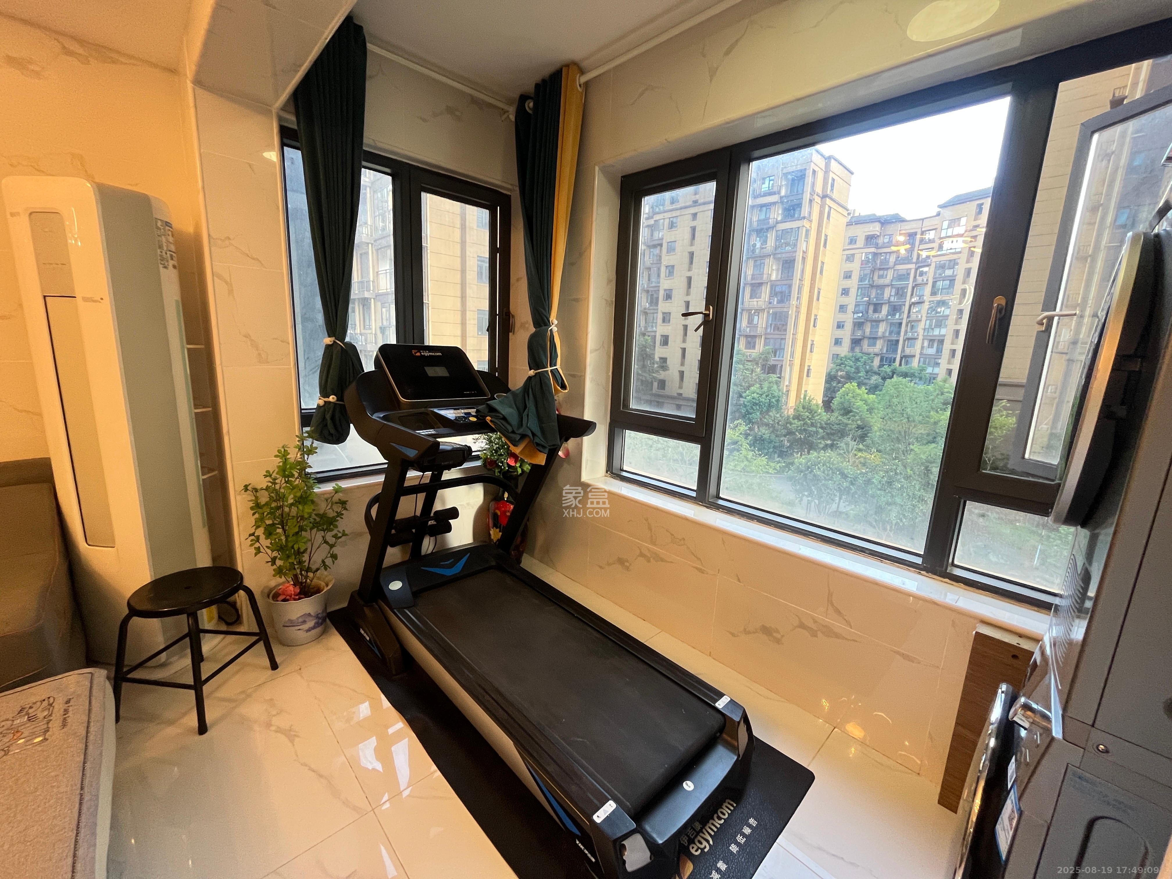 澳海谷山府 4室2厅3卫 2800.0元/月 澳海谷山府 4室2厅3卫 2800.0元/月室内图