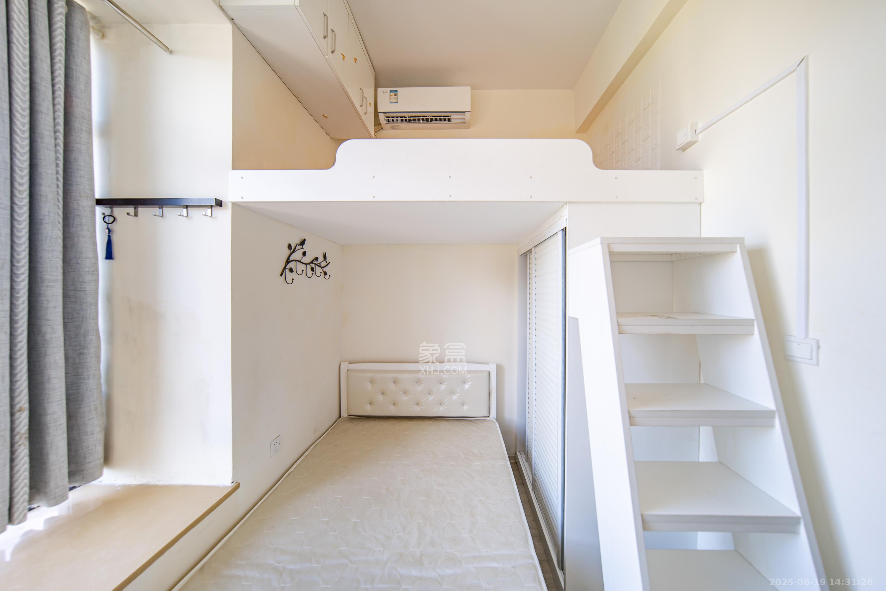 兰亭湾畔  1室1厅1卫    13.0万卧室