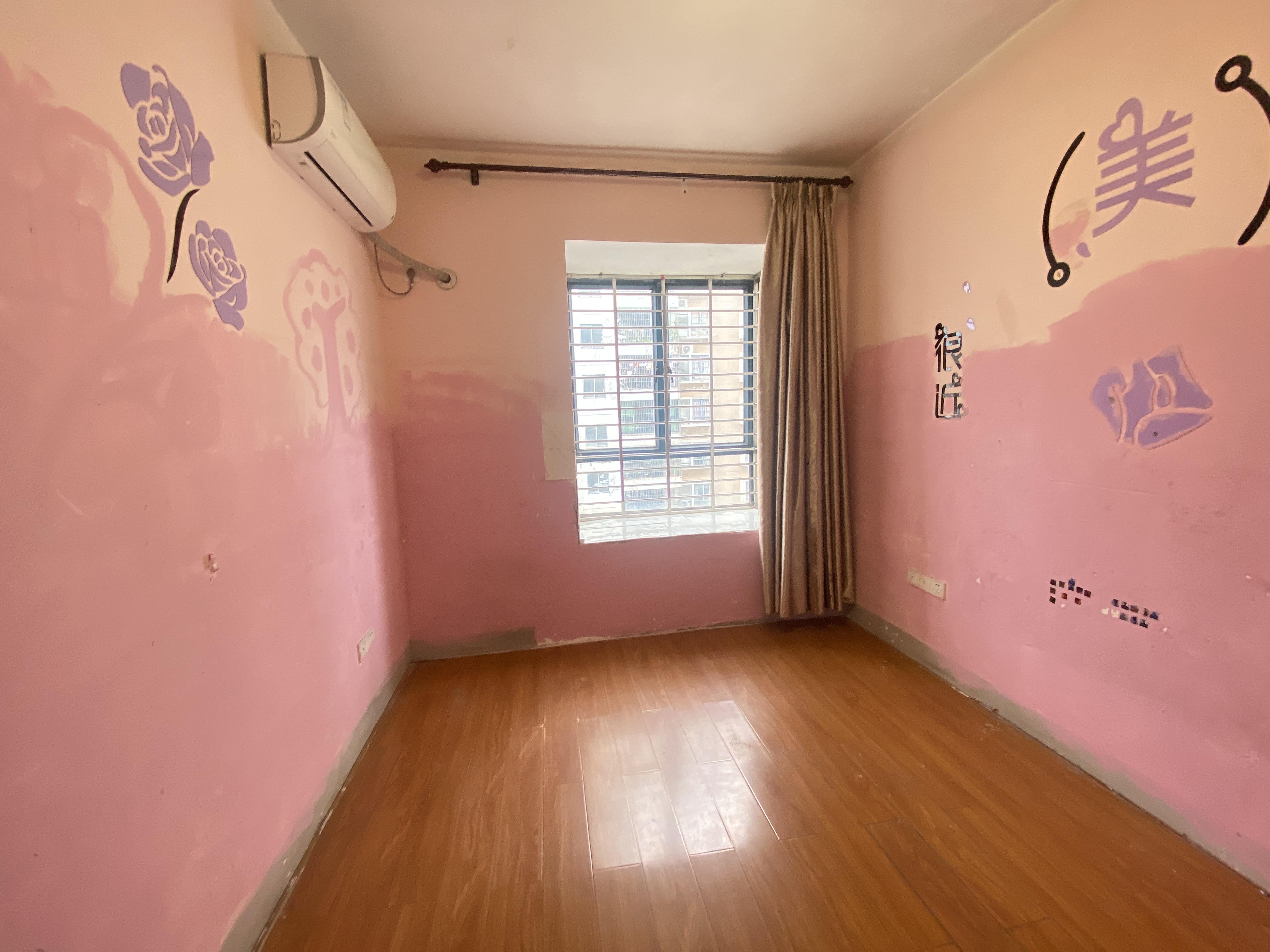 滨江新城 3室2厅1卫 2000.0元/月 滨江新城 3室2厅1卫 2000.0元/月室内图