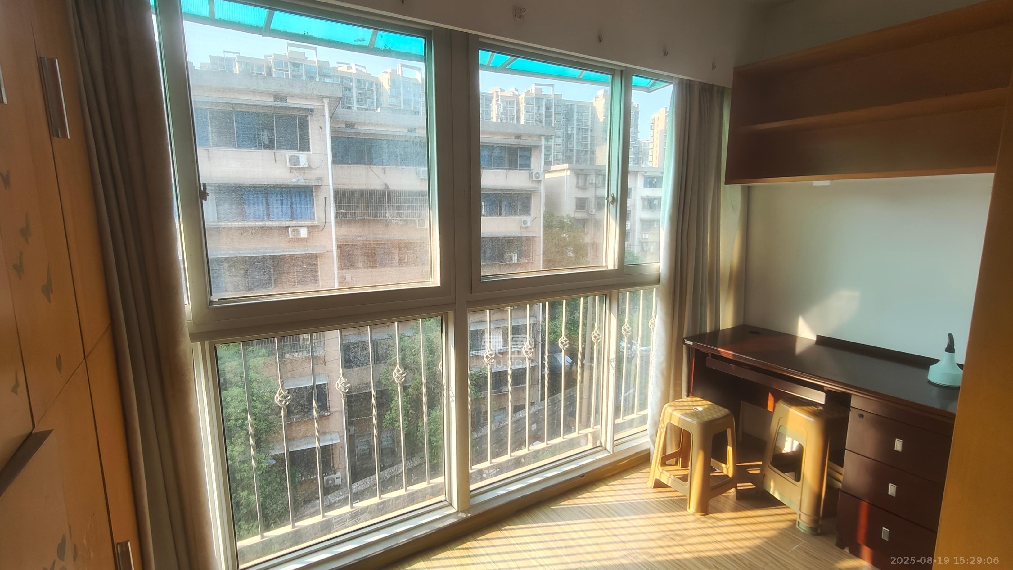 紫薇苑 2室2厅1卫 1800.0元/月 紫薇苑 2室2厅1卫 1800.0元/月室内图