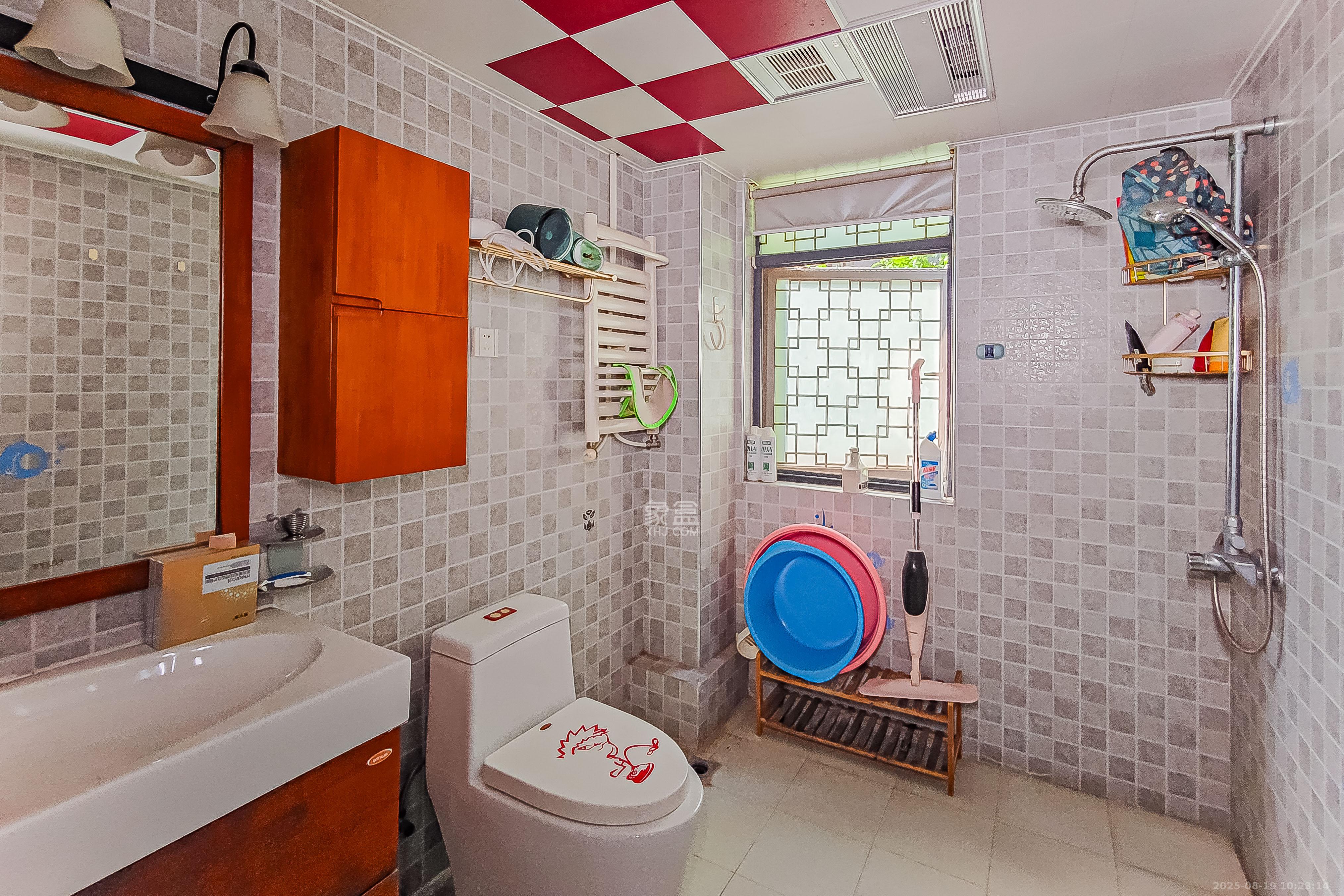 书院观邸 3室2厅2卫 139.0万 书院观邸 3室2厅2卫 139.0万卫生间