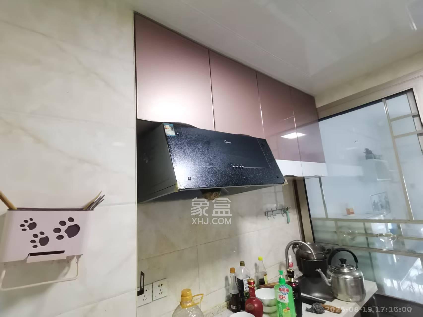 中建芙蓉嘉苑  1室1厅1卫   1200.00元/月室内图