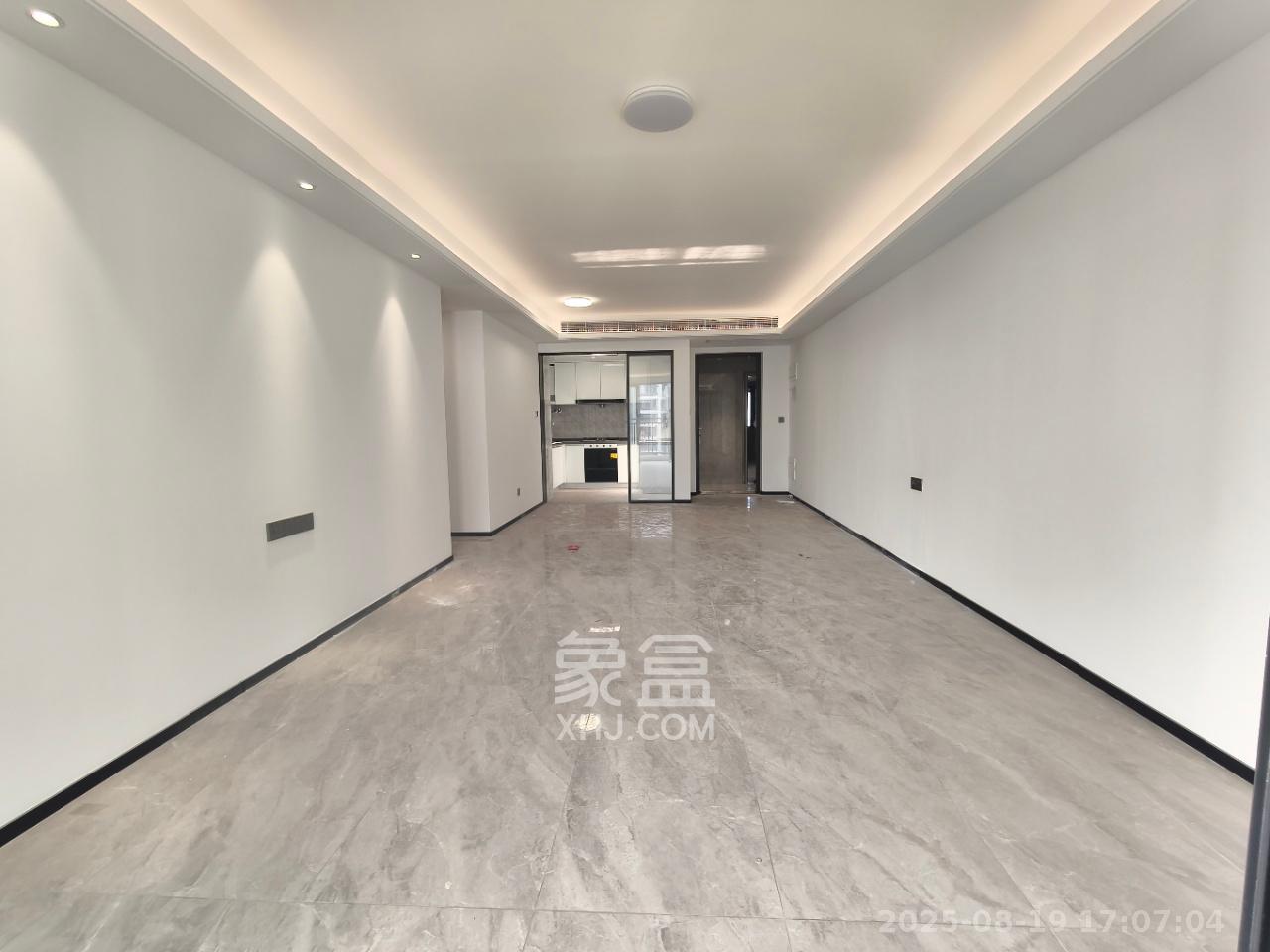 金茂越秀雨花金茂智慧科学城  4室2厅2卫    3500.0元/月 金茂越秀雨花金茂智慧科学城  4室2厅2卫    3500.0元/月室内图