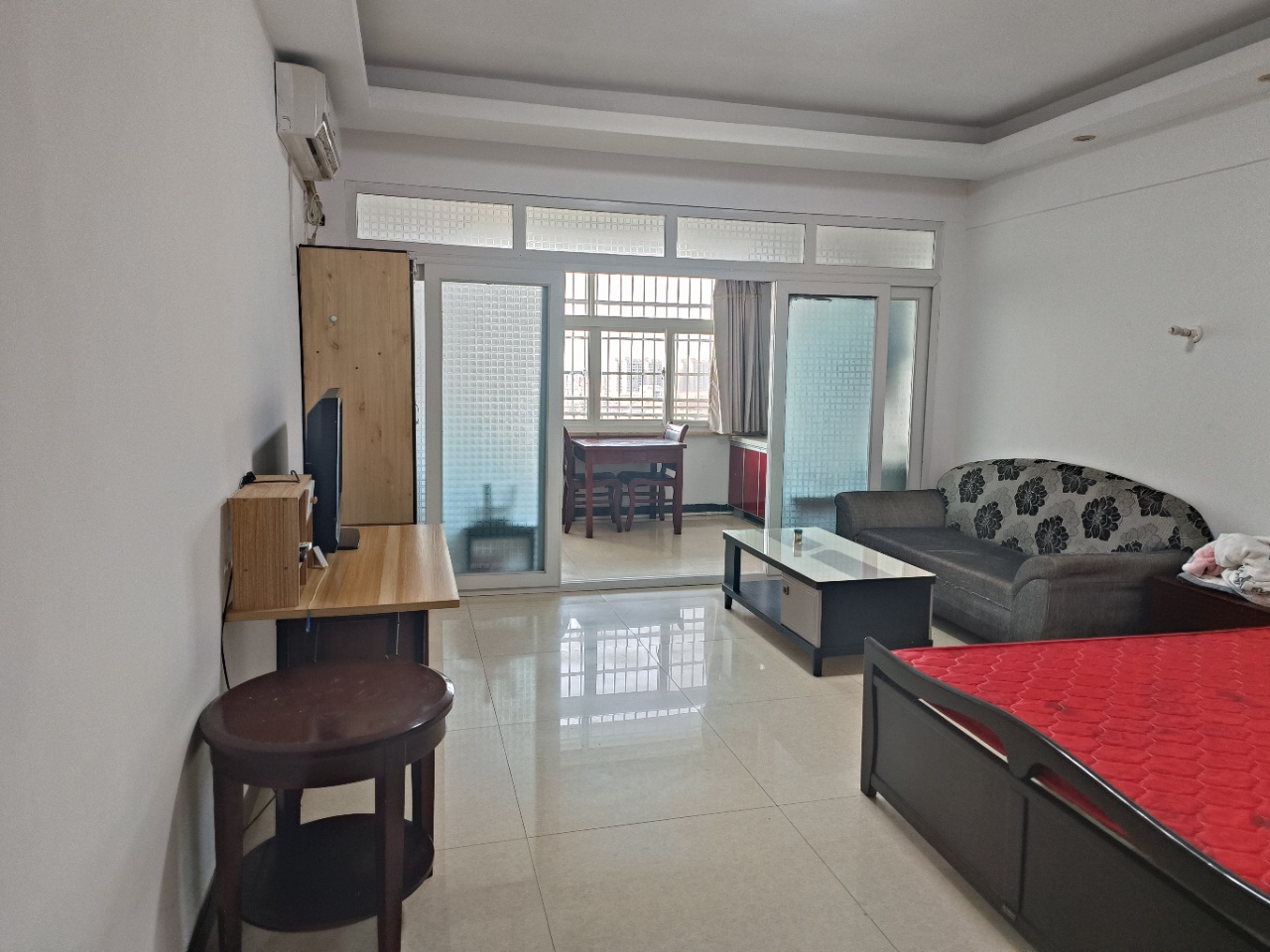 滨江财富中心 1室11厅1卫 800.0元/月 滨江财富中心 1室11厅1卫 800.0元/月室内图