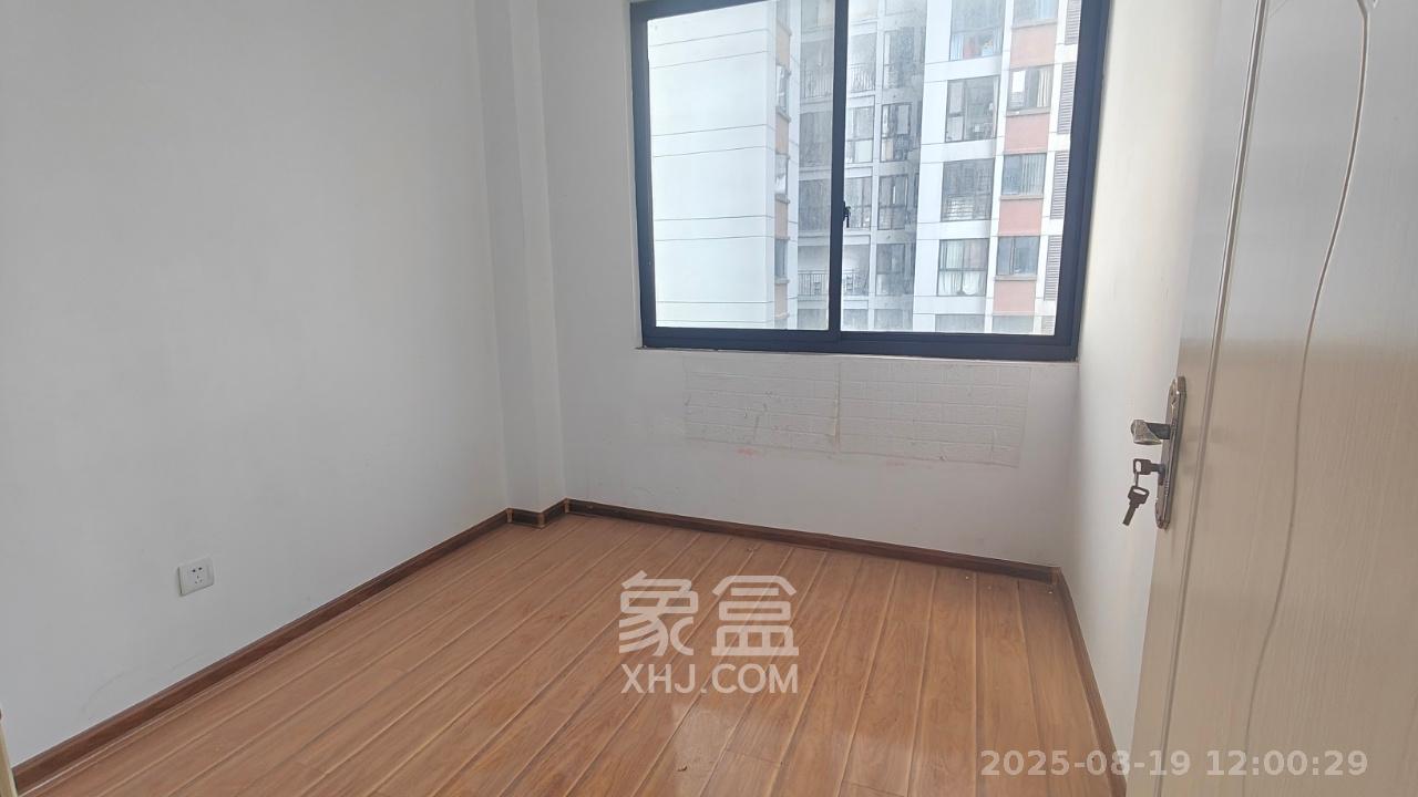 今时艺苑  4室2厅1卫   2000.00元/月室内图