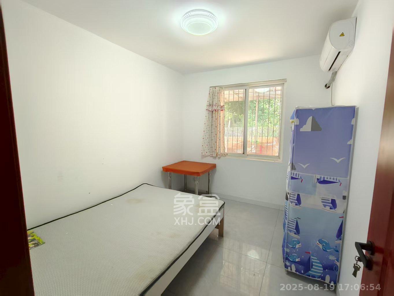 德政园 3室2厅2卫 2400.0元/月 德政园 3室2厅2卫 2400.0元/月室内图