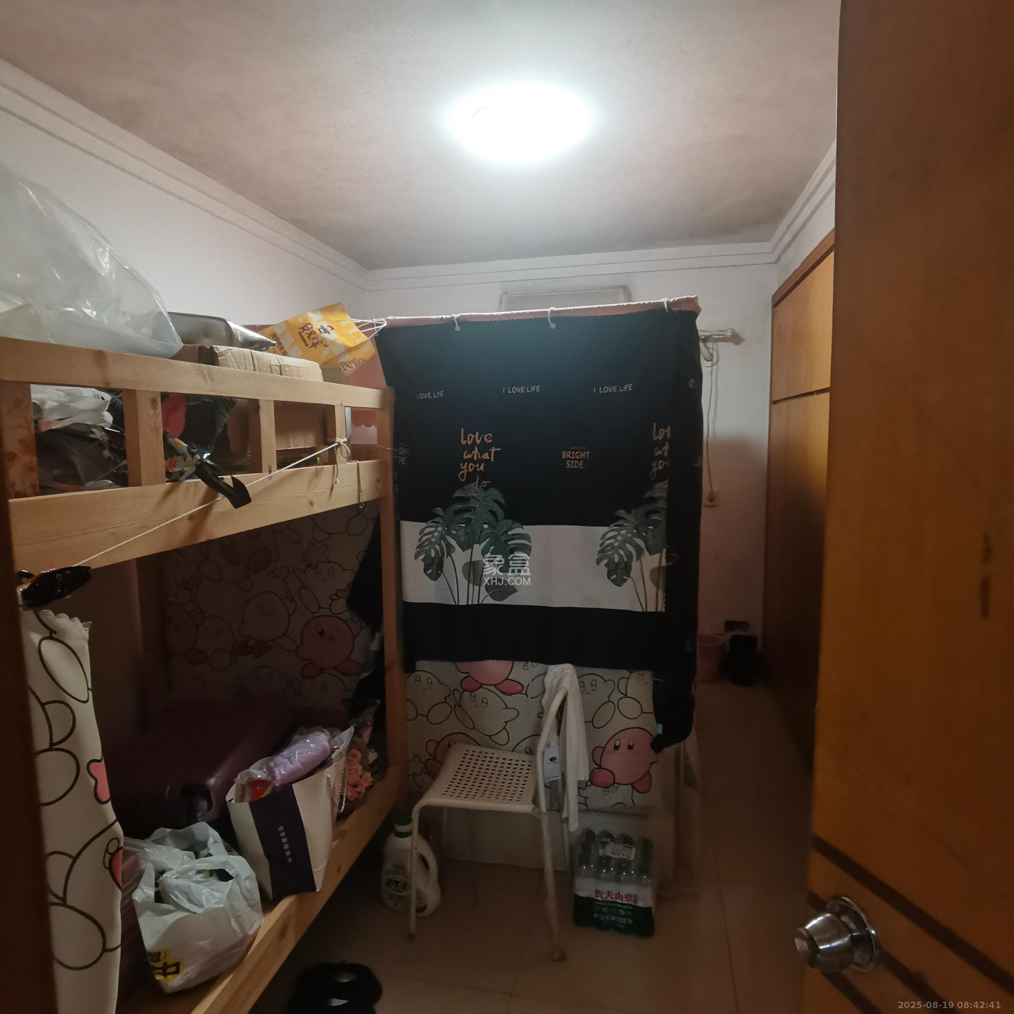 东南明苑 3室2厅2卫 2500.0元/月 东南明苑 3室2厅2卫 2500.0元/月室内图