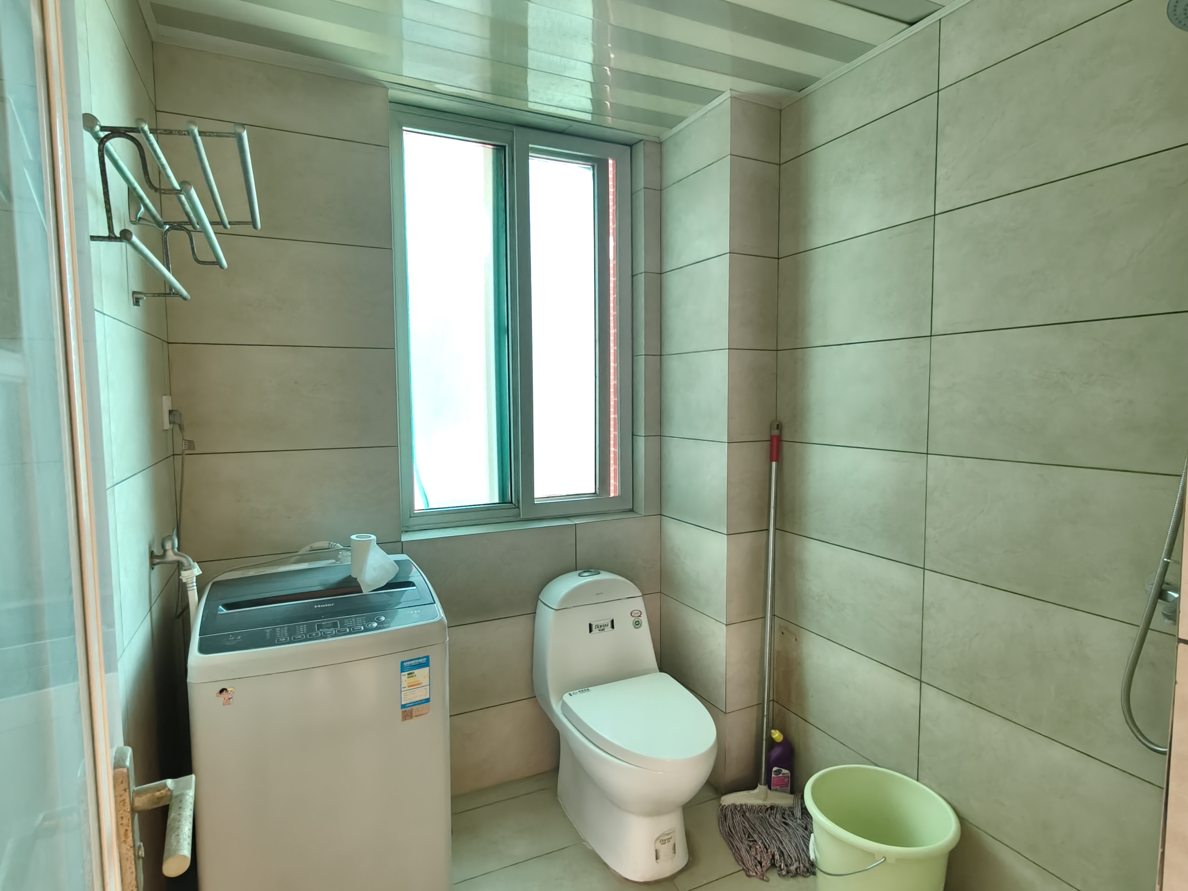 维多利亚花园 3室2厅2卫 2700.0元/月 维多利亚花园 3室2厅2卫 2700.0元/月室内图