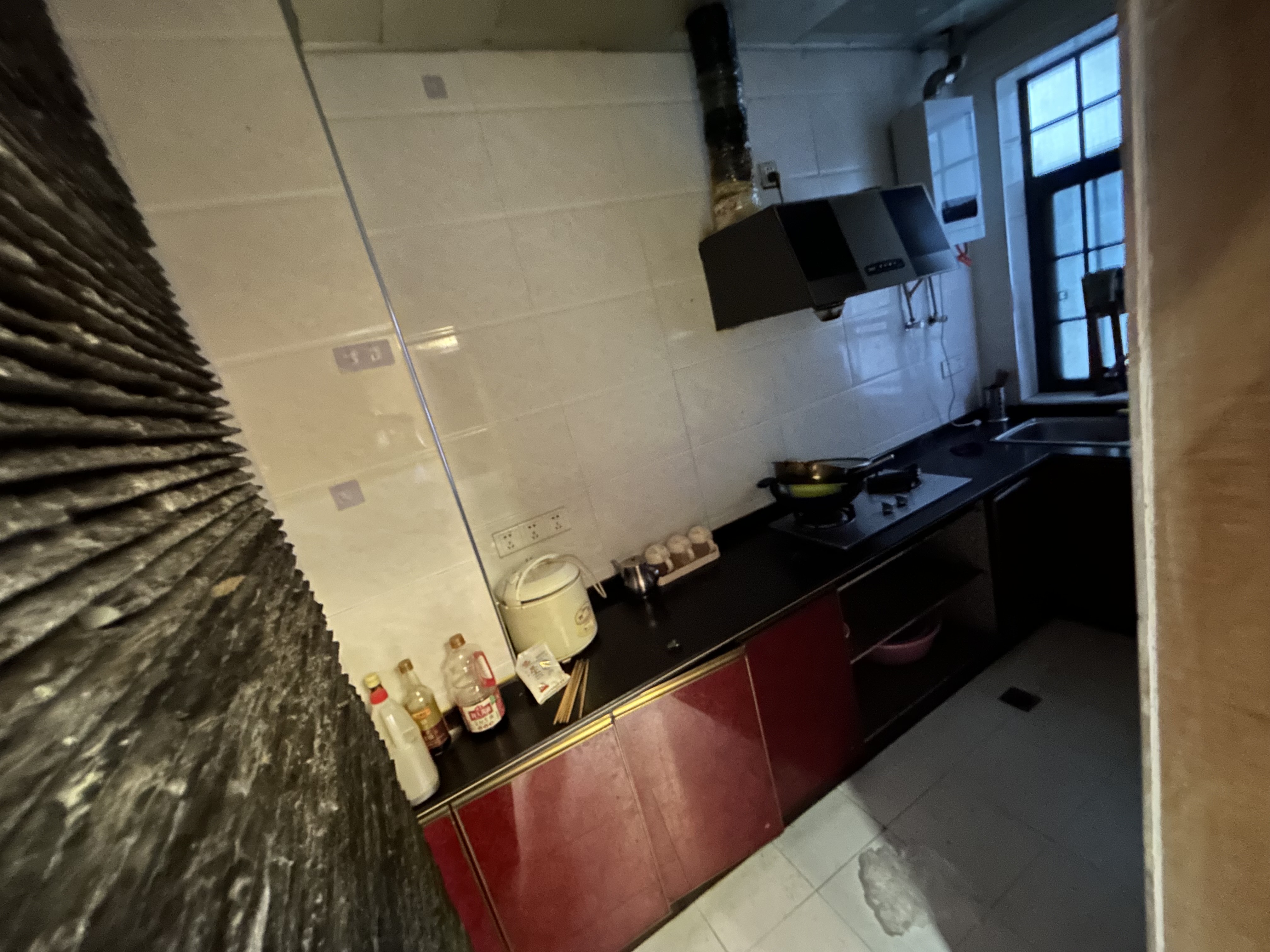 逸臣广场 2室2厅1卫 1500.0元/月 逸臣广场 2室2厅1卫 1500.0元/月室内图