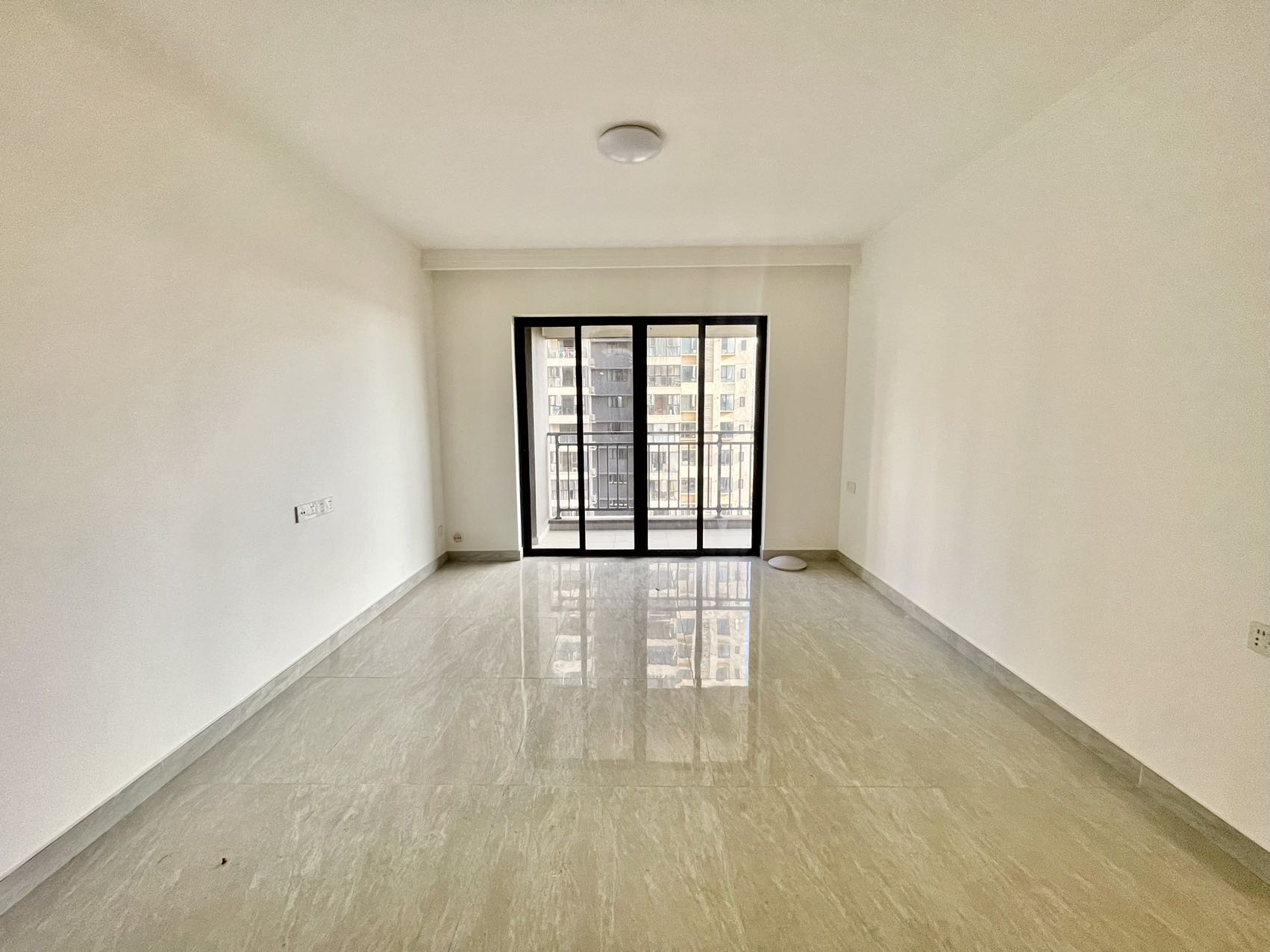 蓝溪谷 3室2厅2卫 58.0万 蓝溪谷 3室2厅2卫 58.0万室内图