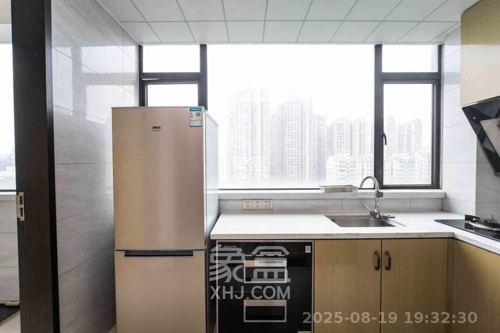 锦湘国际星城三期(锦绣苑) 2室1厅1卫 2300.0元/月 锦湘国际星城三期(锦绣苑) 2室1厅1卫 2300.0元/月室内图