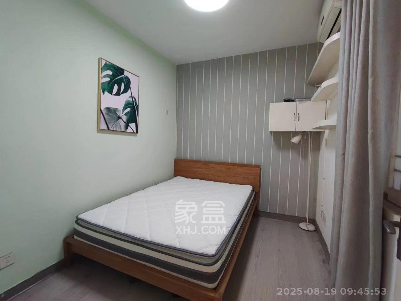 五一华府  2室2厅1卫   3200.00元/月室内图