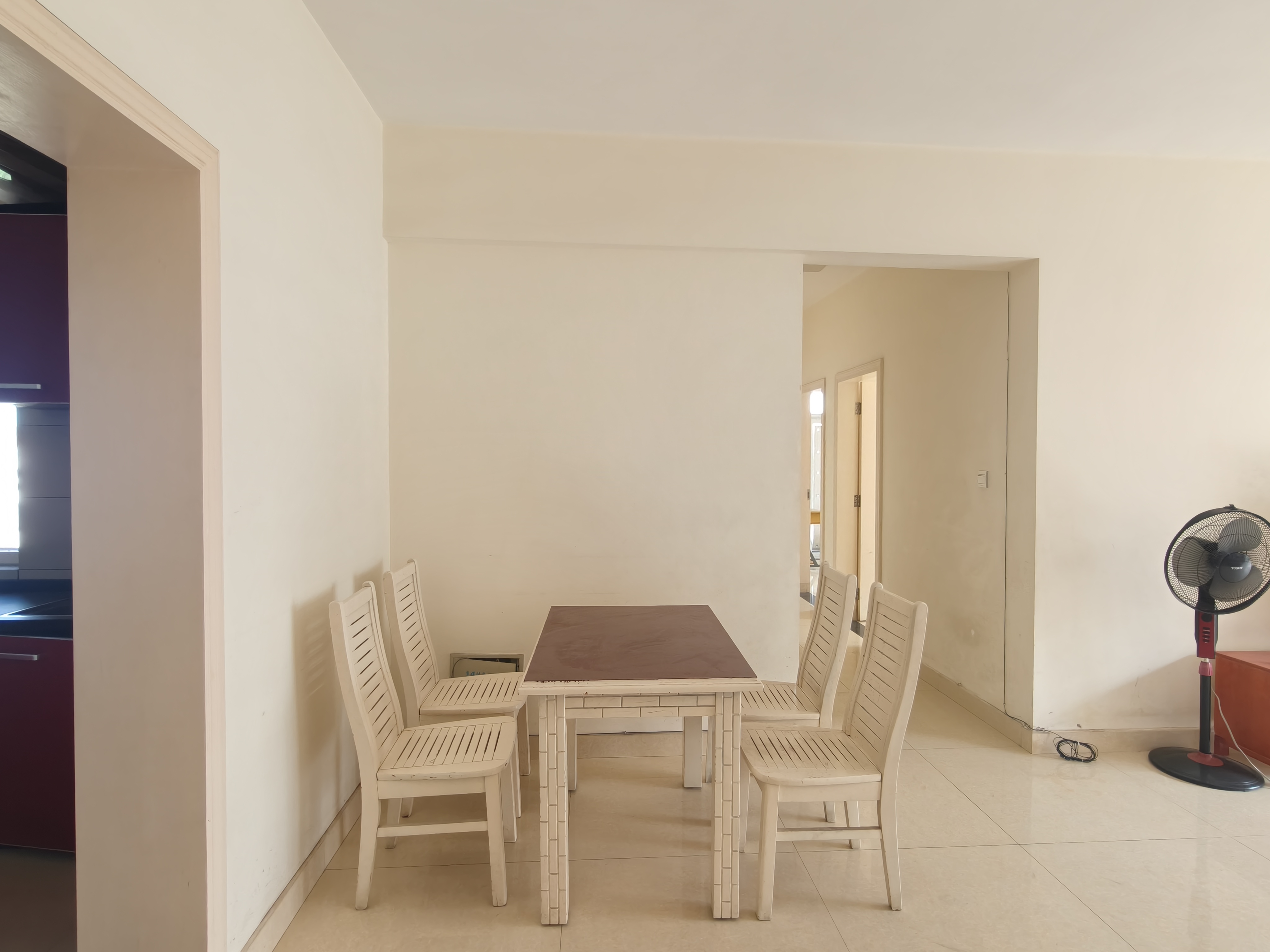 维多利亚花园 3室2厅2卫 2700.0元/月 维多利亚花园 3室2厅2卫 2700.0元/月室内图