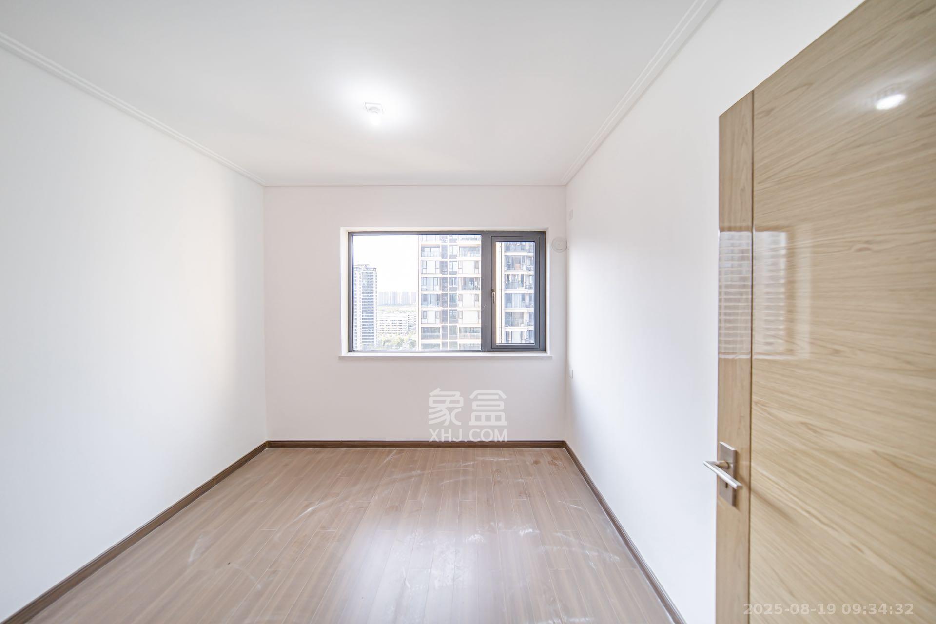 保利天汇 4室2厅2卫 3800.0元/月 保利天汇 4室2厅2卫 3800.0元/月室内图