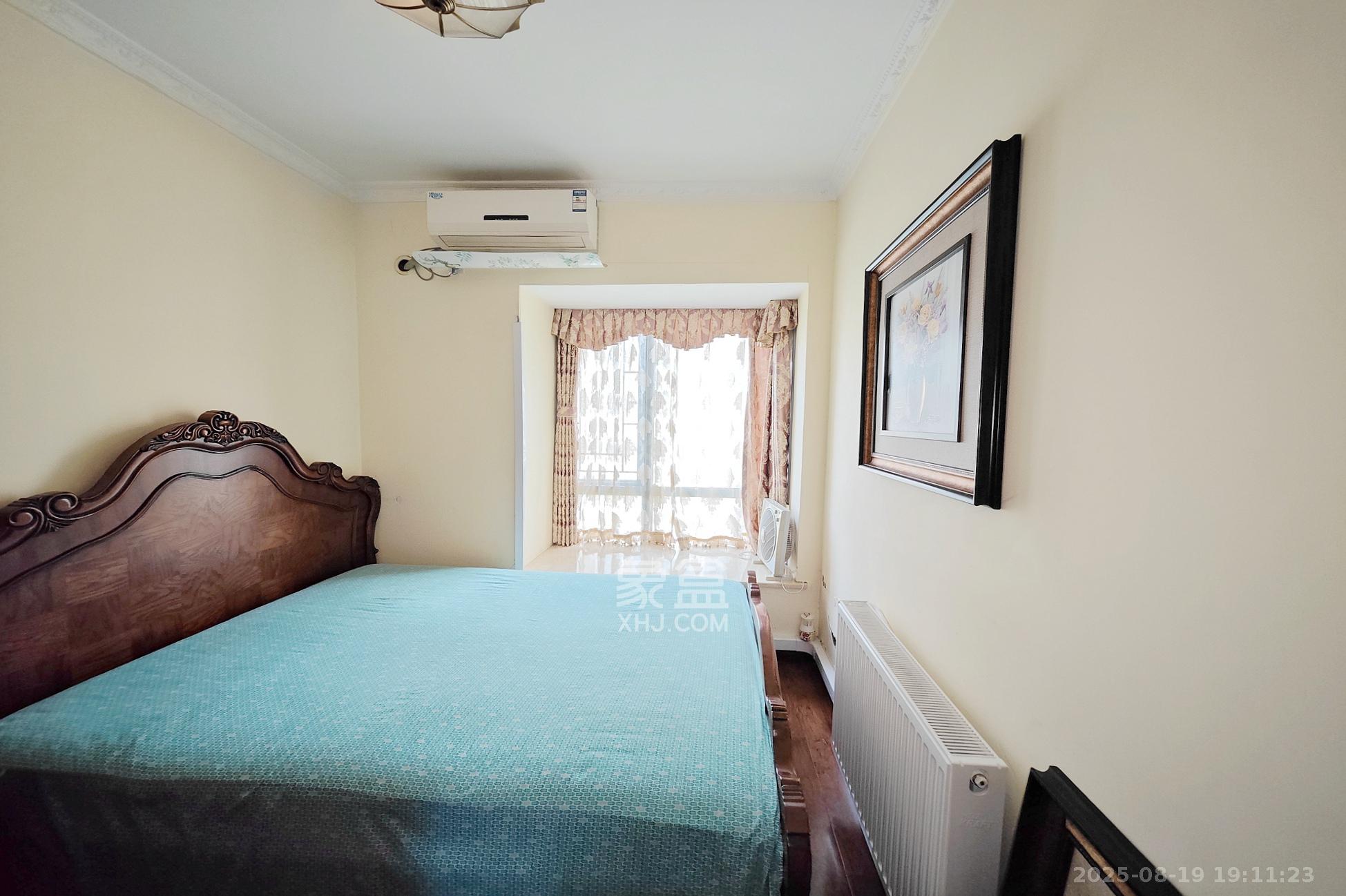 新城新世界一二三期 4室2厅2卫 218.0万 新城新世界一二三期 4室2厅2卫 218.0万卧室