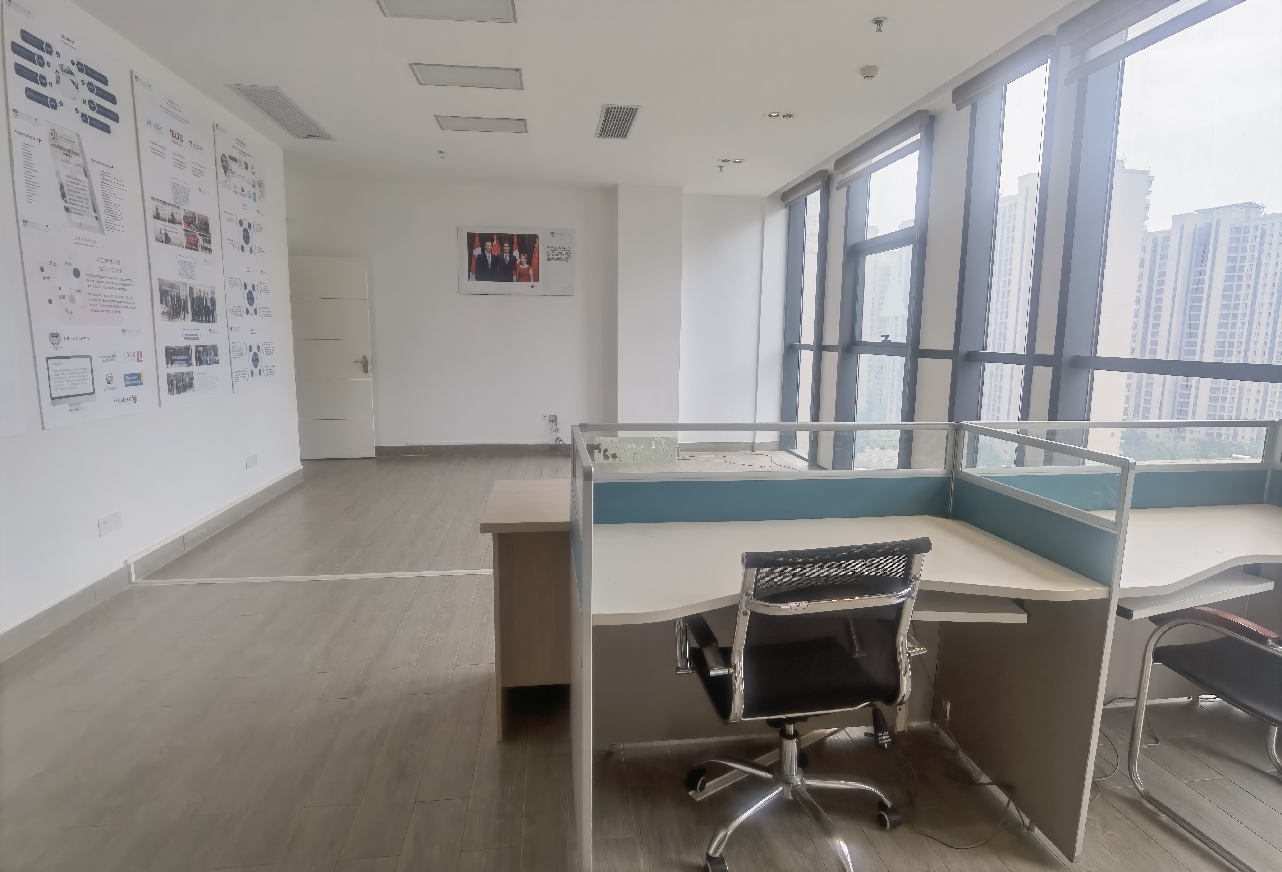 喜盈门(海口)建材家居生活广场 2室2厅1卫 17000.0元/月 喜盈门(海口)建材家居生活广场 2室2厅1卫 17000.0元/月室内图