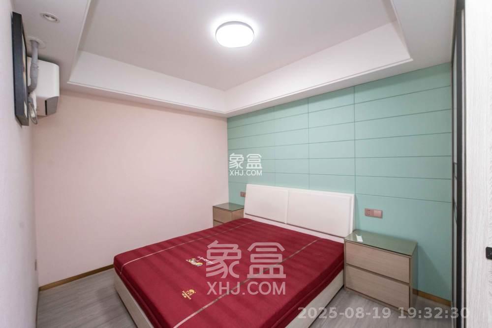 锦湘国际星城三期(锦绣苑) 2室1厅1卫 2300.0元/月 锦湘国际星城三期(锦绣苑) 2室1厅1卫 2300.0元/月室内图