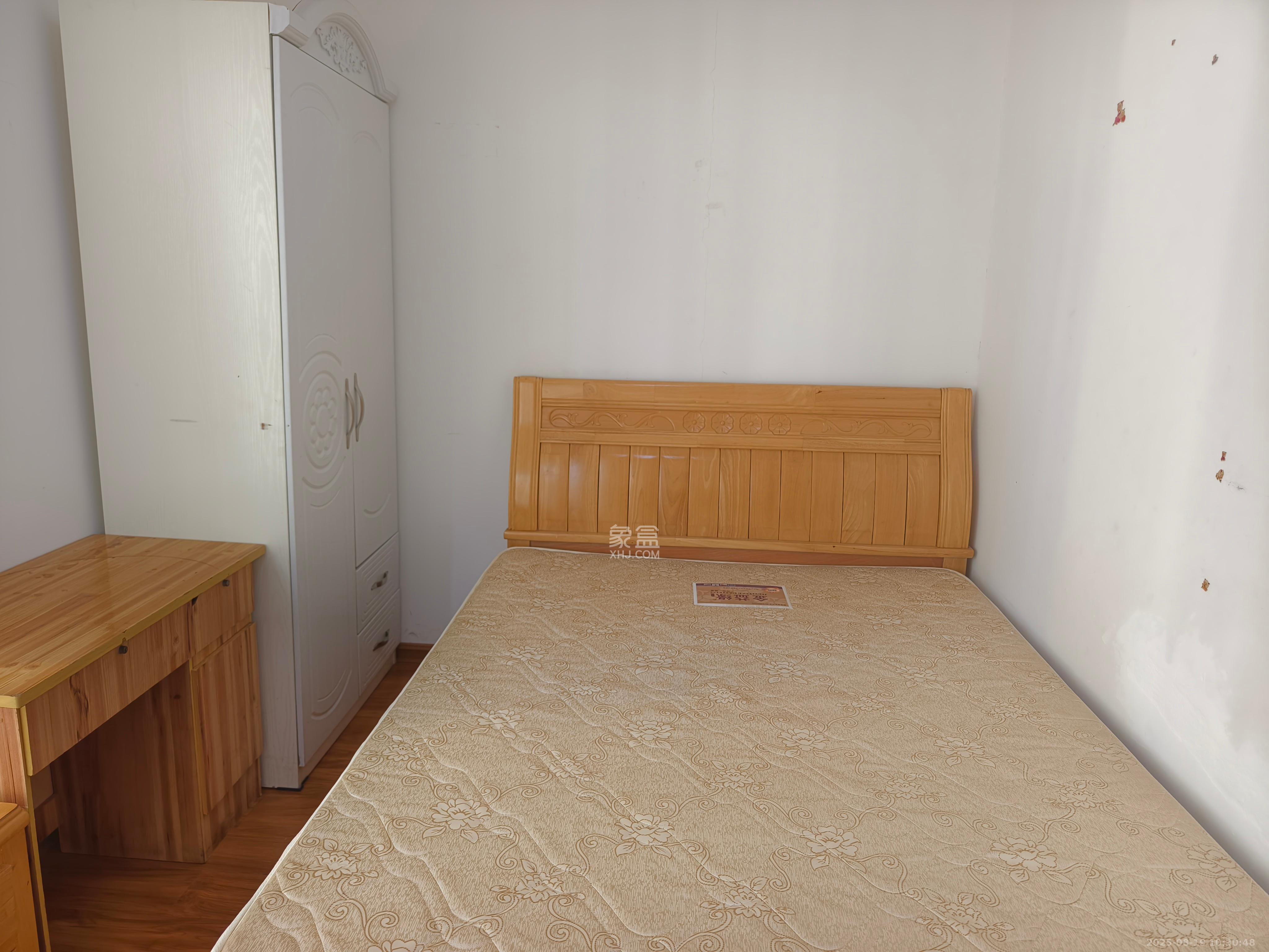 兰亭湾畔  3室2厅1卫   2600.00元/月室内图