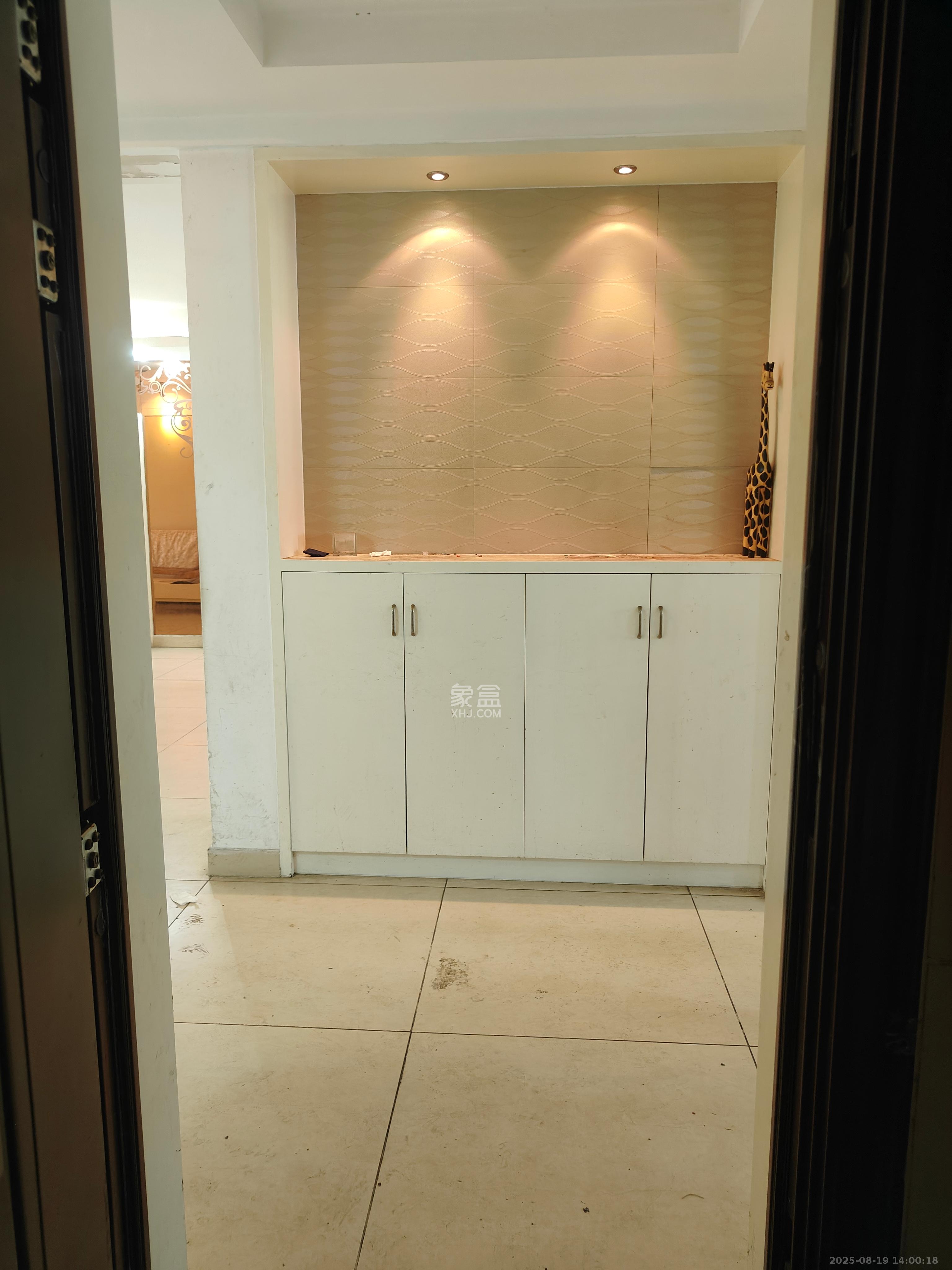 西子湖畔沃府 3室2厅2卫 3000.0元/月 西子湖畔沃府 3室2厅2卫 3000.0元/月室内图