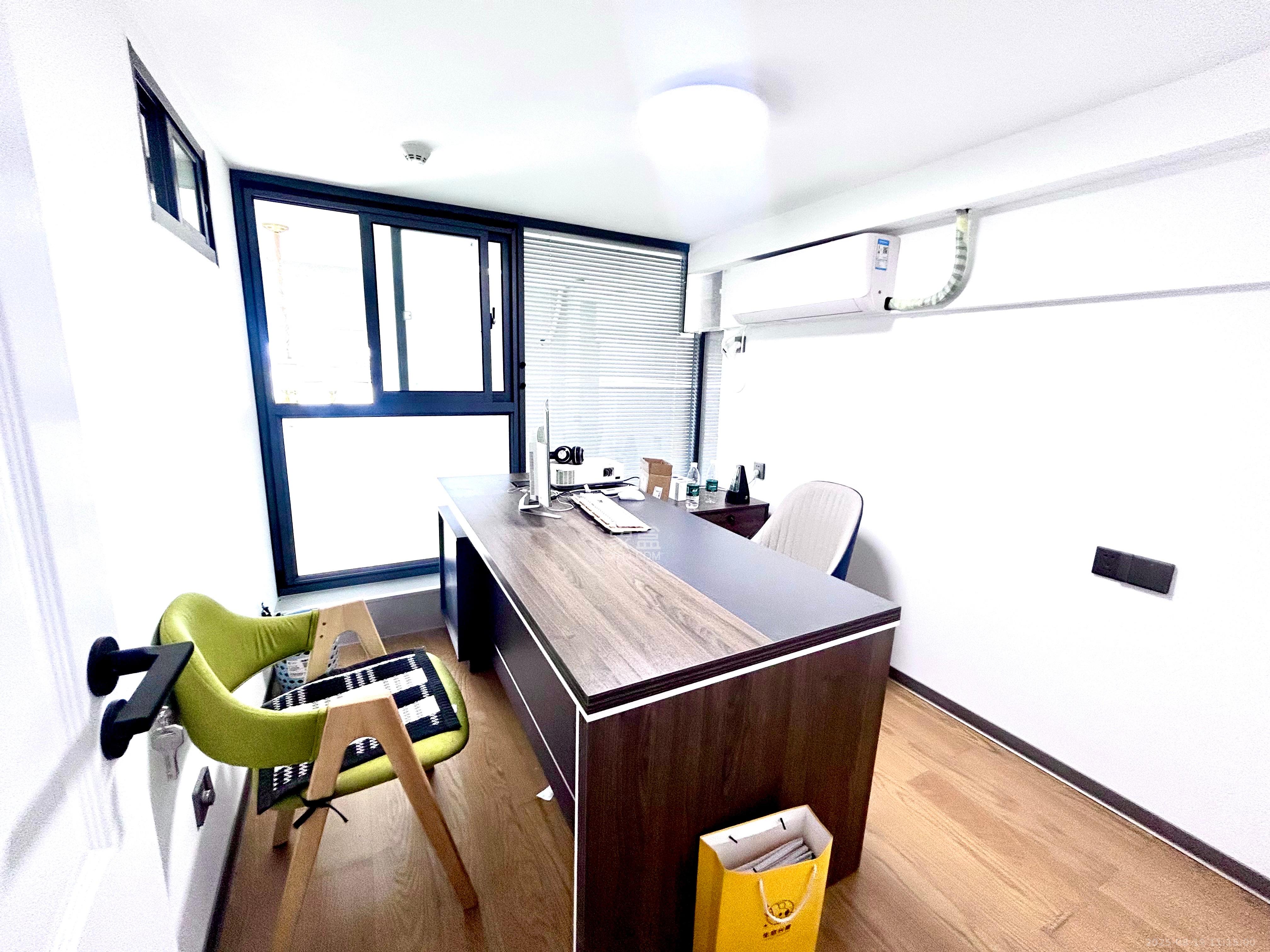 保利中环广场(保利中悦苑) 2室1厅1卫 2800.0元/月 保利中环广场(保利中悦苑) 2室1厅1卫 2800.0元/月室内图