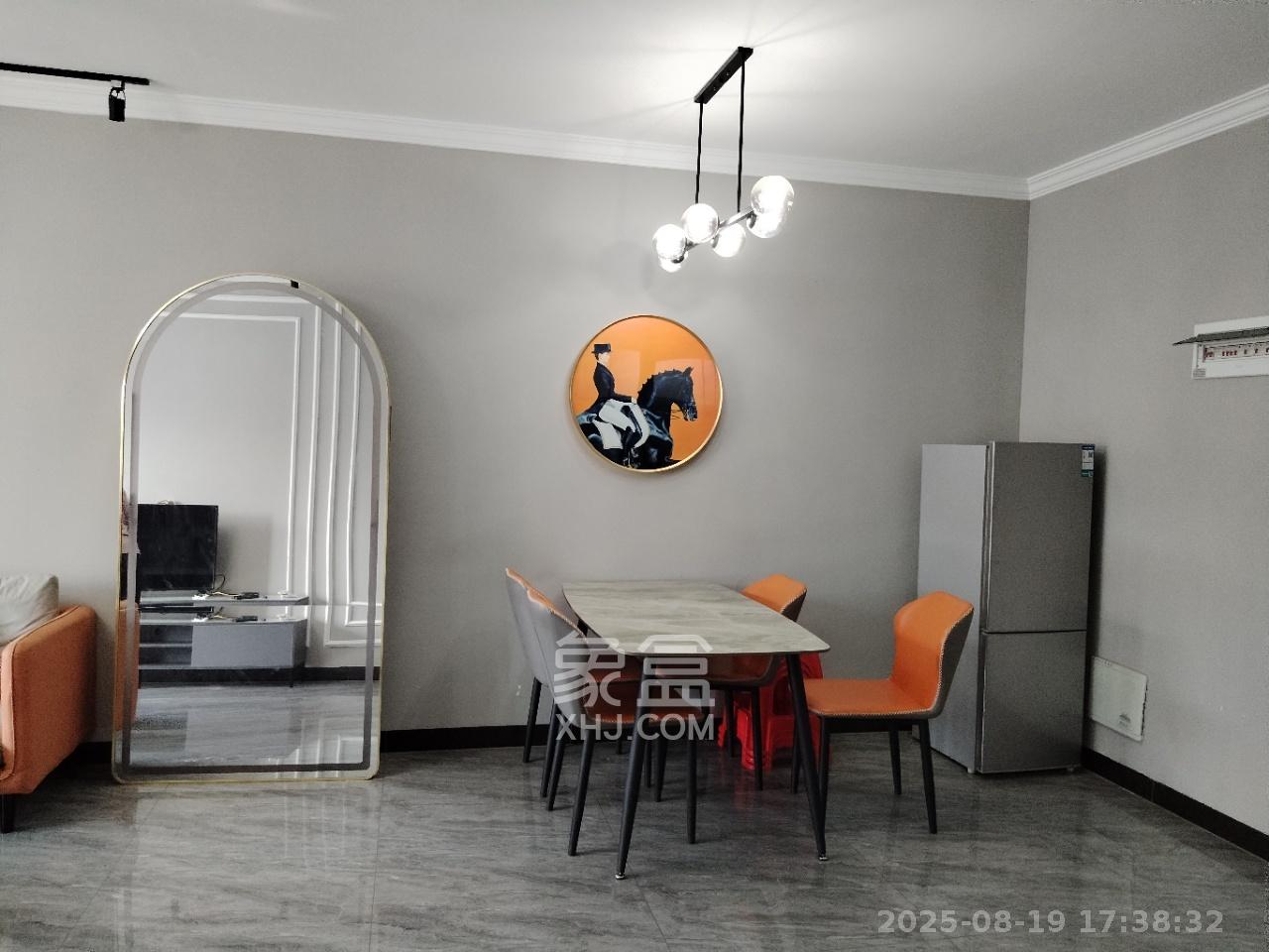 澳海月亮湾 3室2厅1卫 1900.0元/月 澳海月亮湾 3室2厅1卫 1900.0元/月室内图