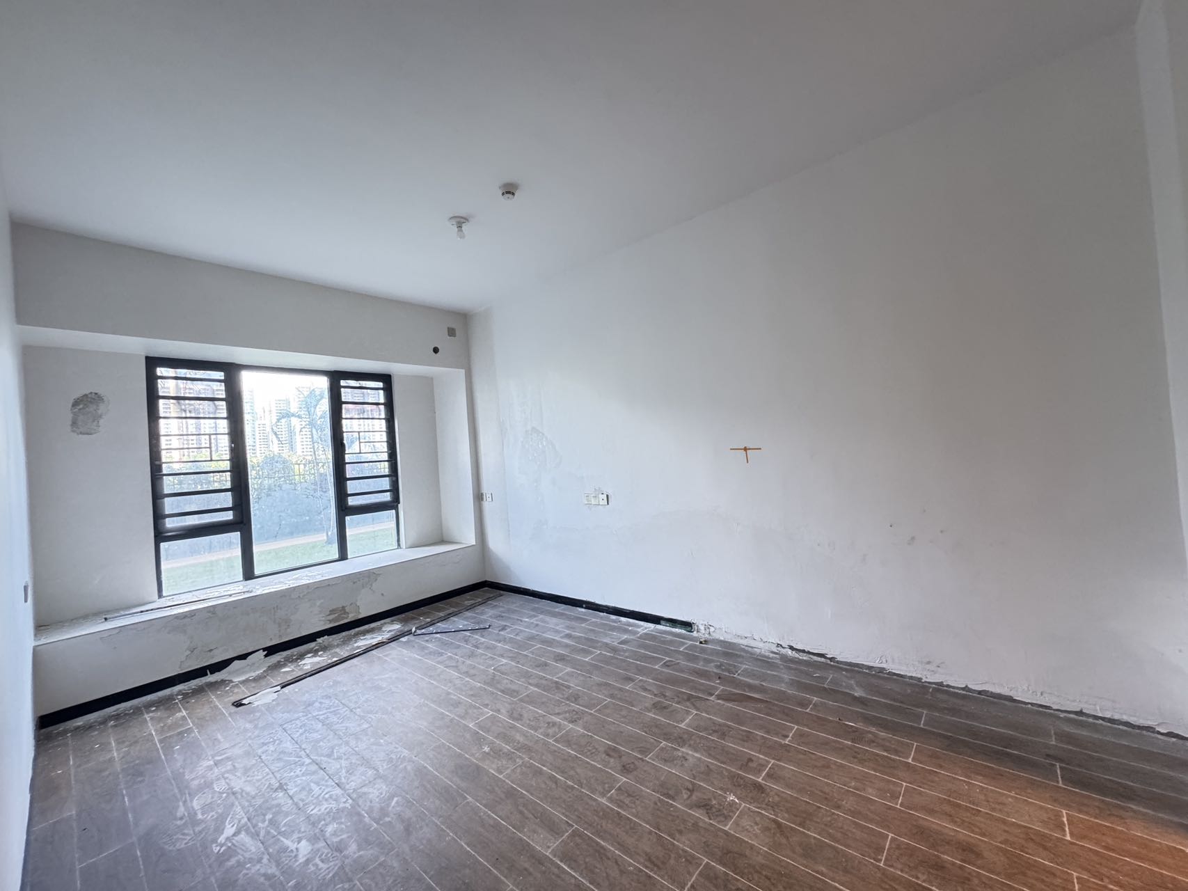 碧桂园公园上城 4室2厅2卫 3500.0元/月 碧桂园公园上城 4室2厅2卫 3500.0元/月室内图