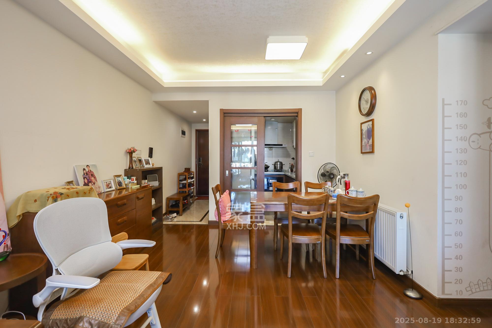 万科里金域国际  3室2厅2卫    180.0万其他