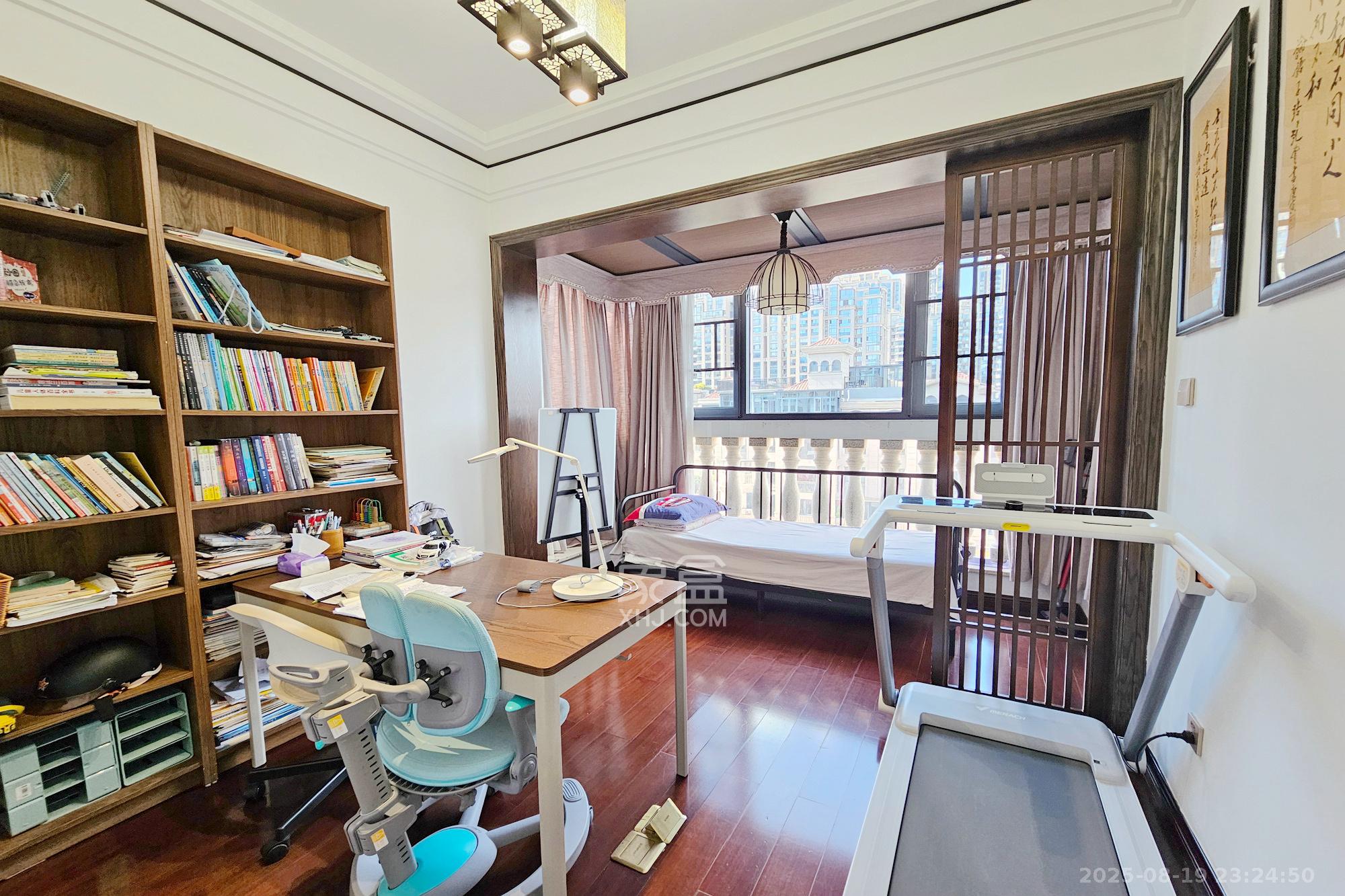 明昇壹城（明昇时代广场）一期  4室2厅2卫    358.0万卧室