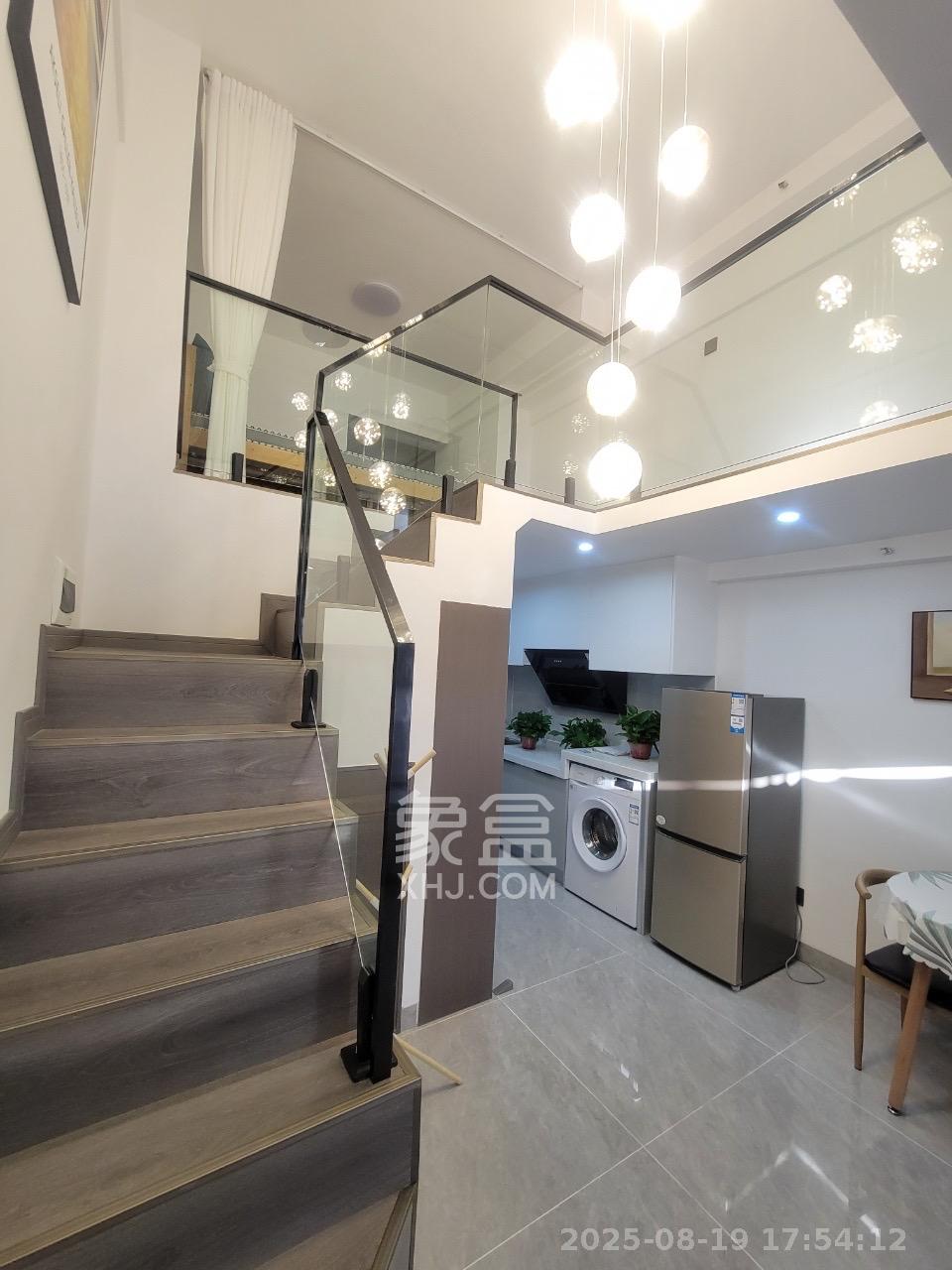 万润时光里  1室0厅0卫   2600.00元/月室内图