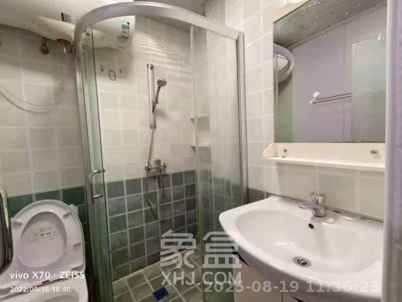 郡原广场  1室1厅1卫   1900.00元/月室内图