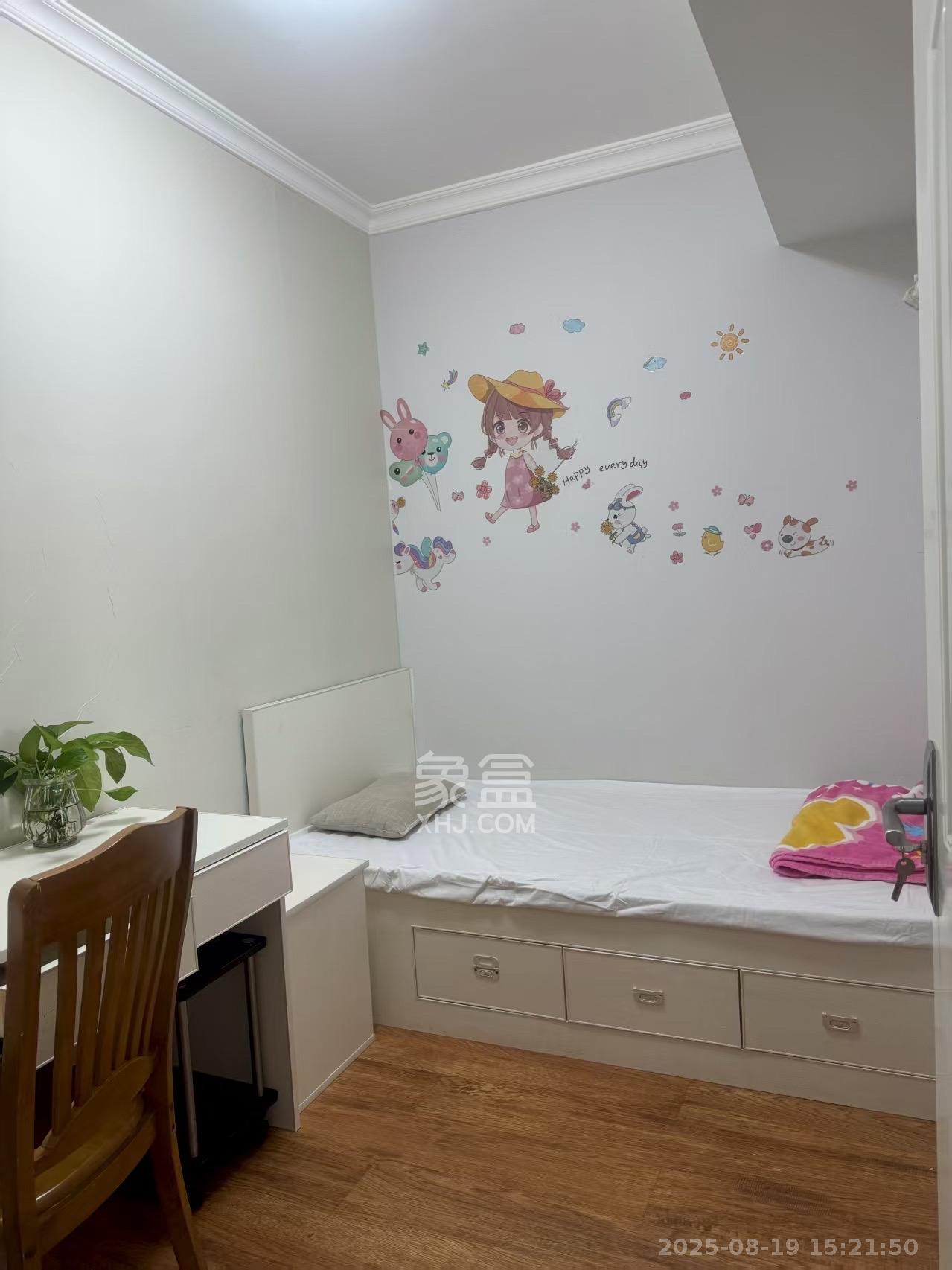 锦泰东环国际 1室2厅1卫 2600.0元/月 锦泰东环国际 1室2厅1卫 2600.0元/月室内图