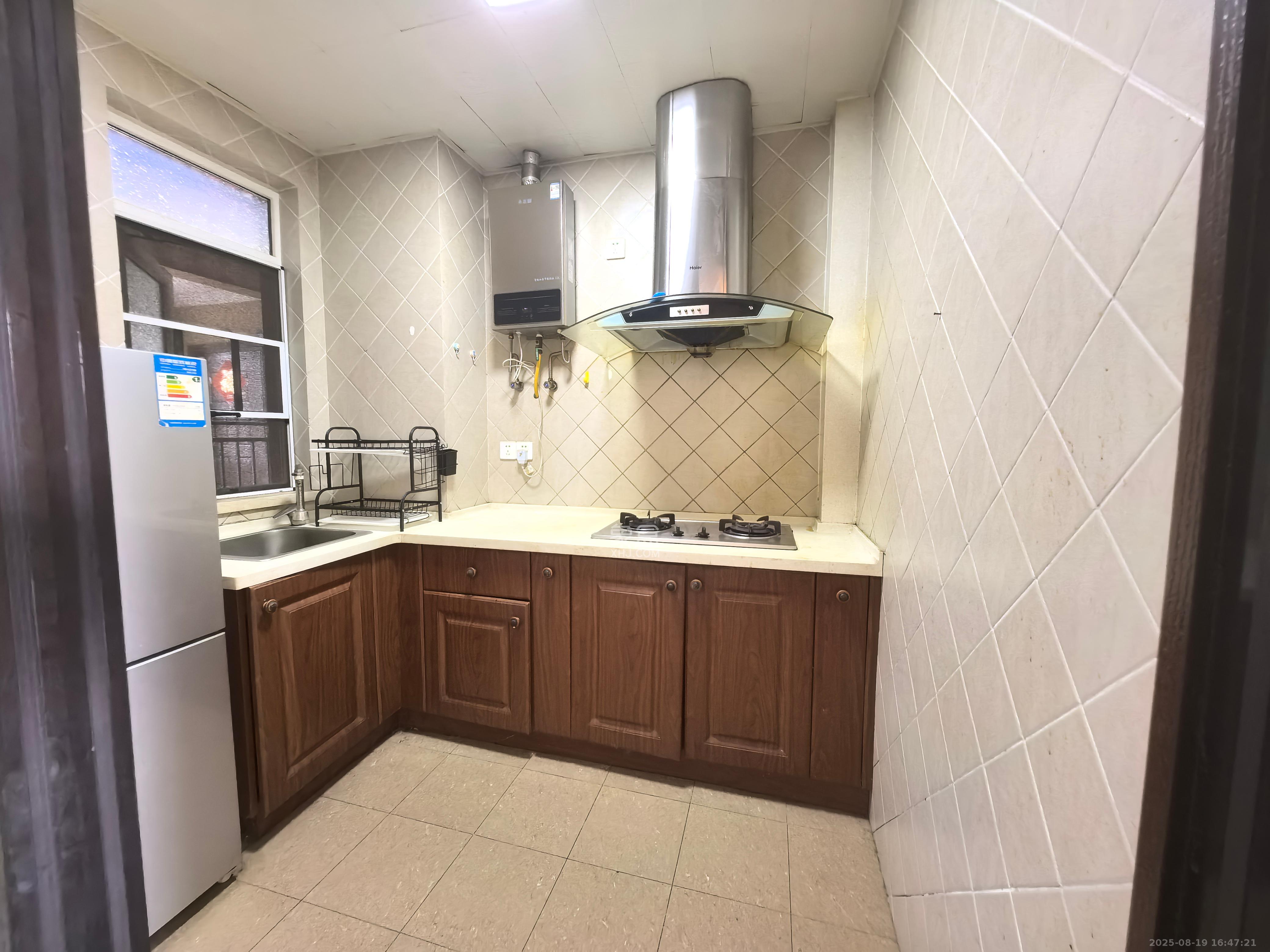 郡原居里 2室2厅1卫 1580.0元/月 郡原居里 2室2厅1卫 1580.0元/月室内图