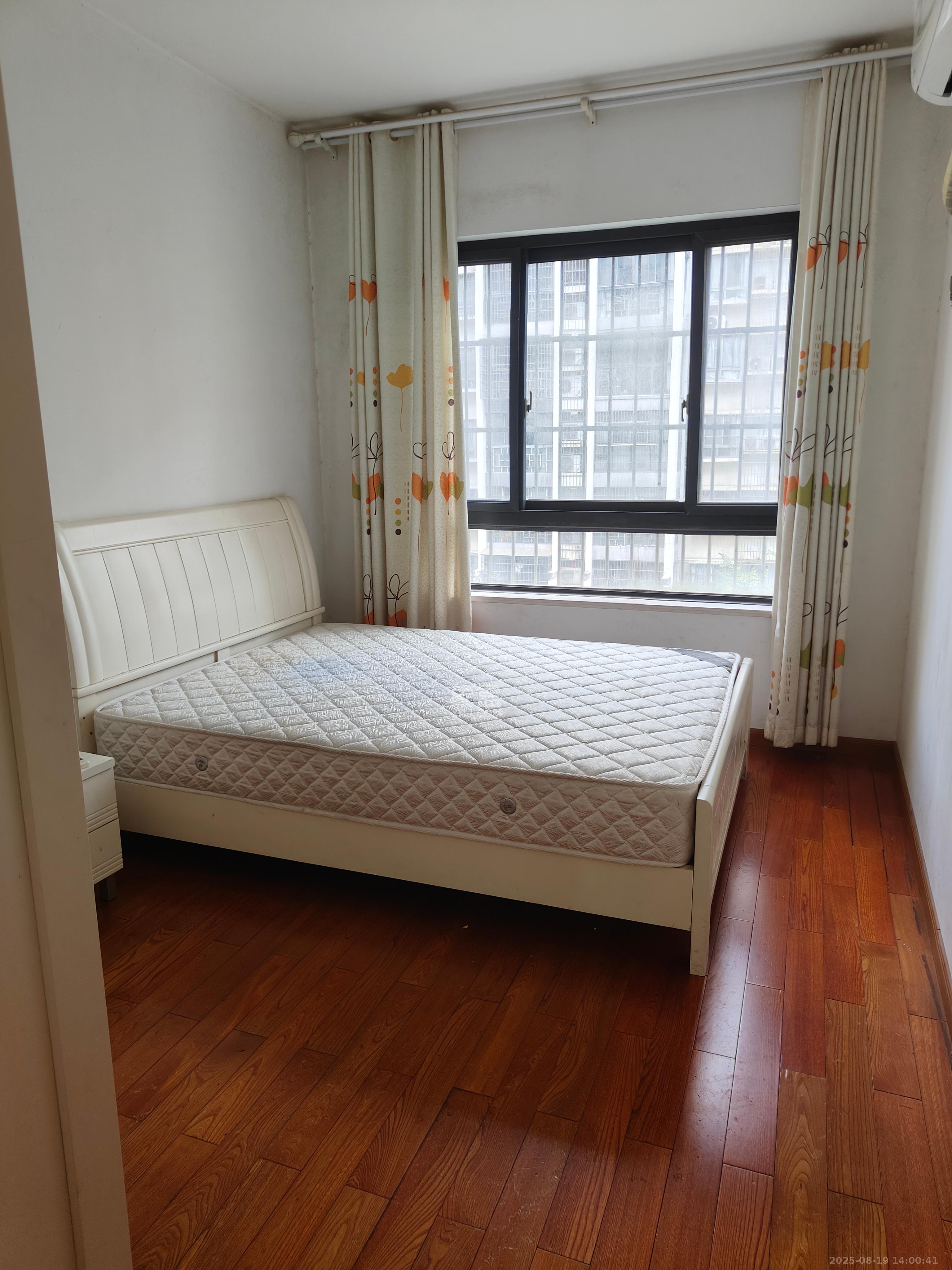 西子湖畔沃府 3室2厅2卫 3000.0元/月 西子湖畔沃府 3室2厅2卫 3000.0元/月室内图