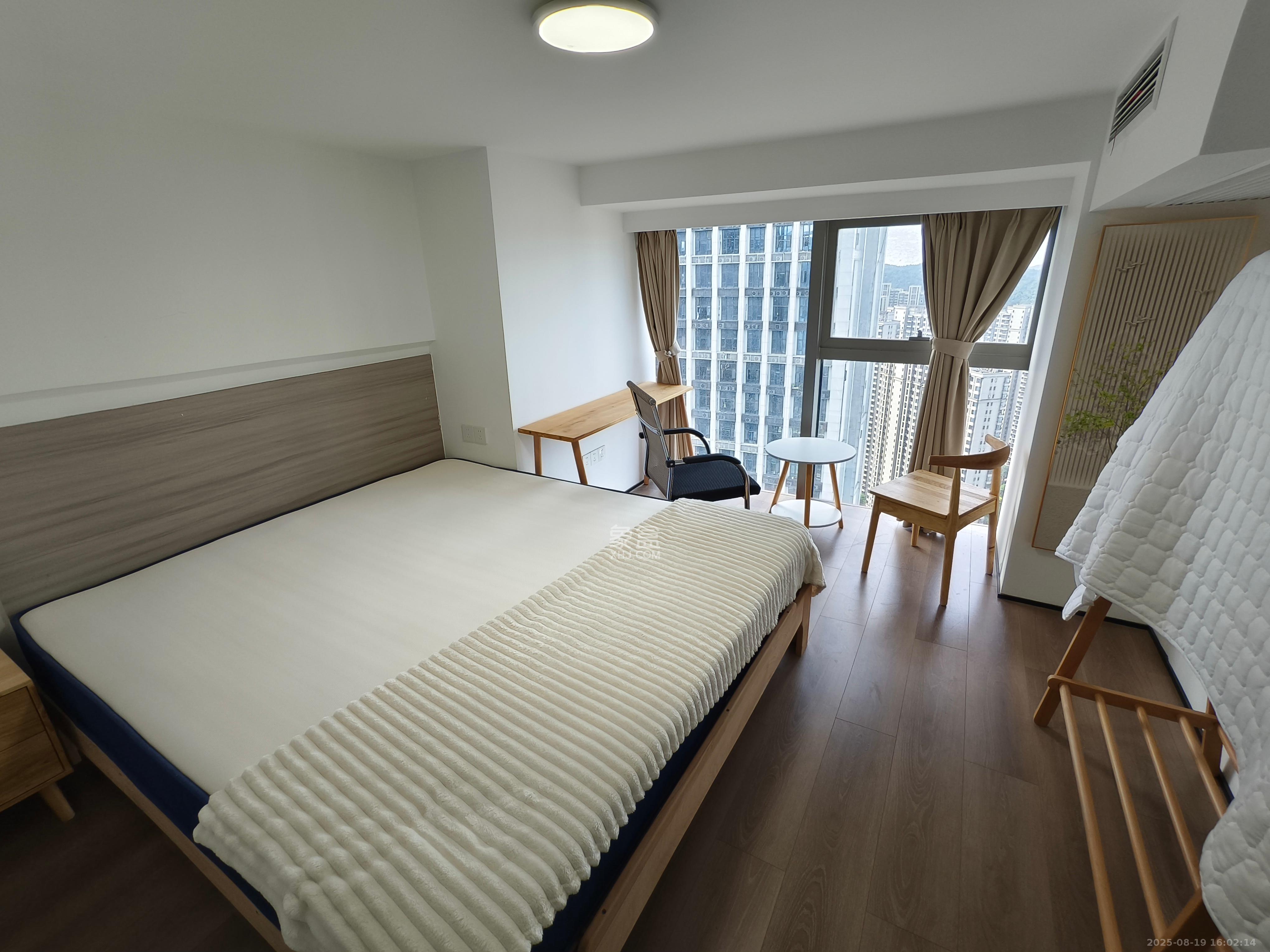 正荣梅溪紫阙台  2室1厅1卫   2500.00元/月室内图
