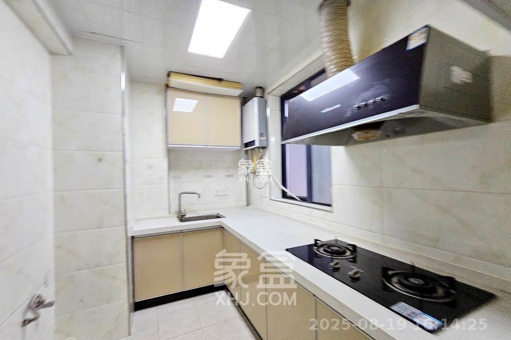 东城港   62.34㎡      2500.0元/月室内图