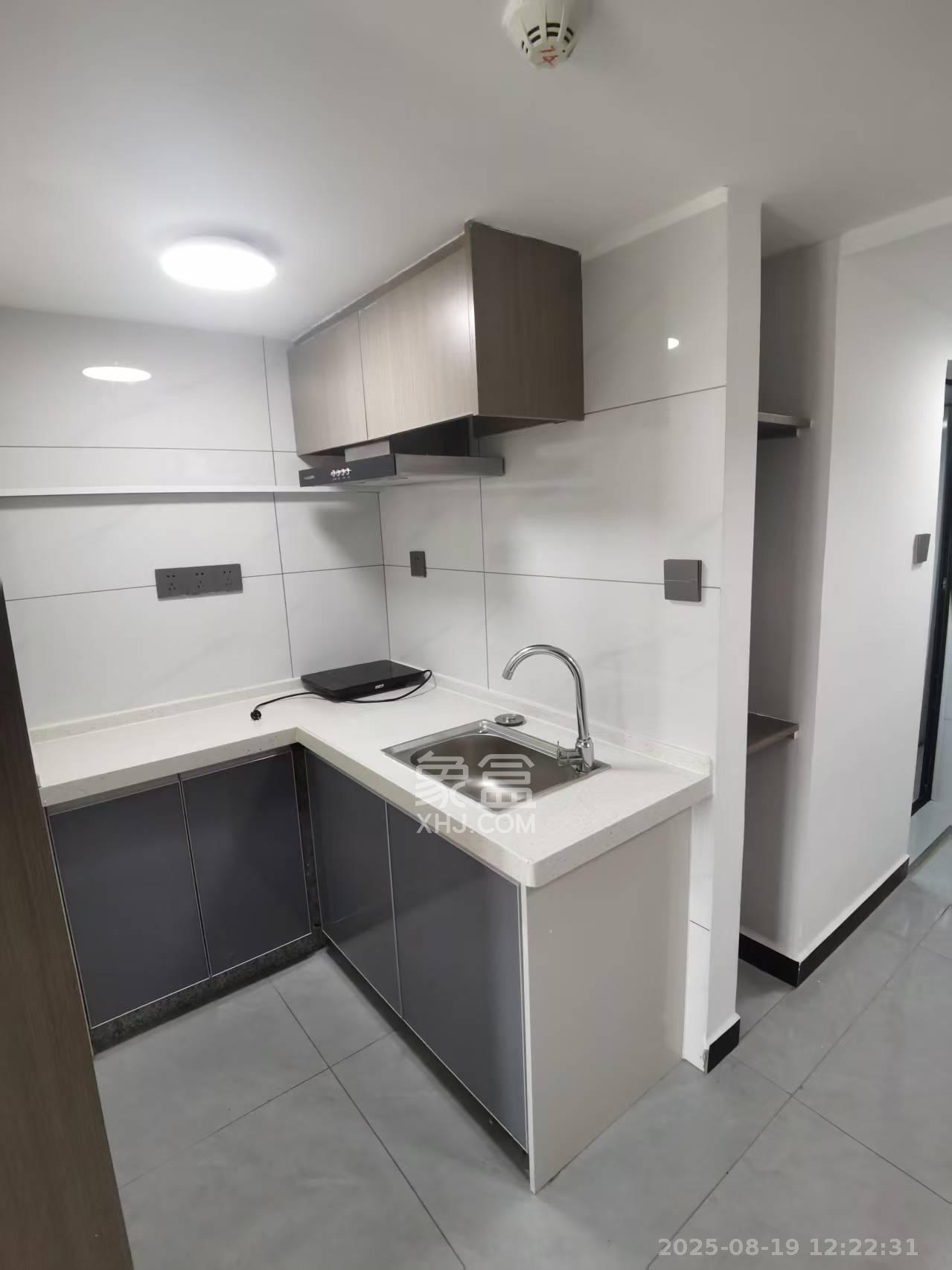 清控湖山雅居北区 1室1厅1卫 1150.0元/月 清控湖山雅居北区 1室1厅1卫 1150.0元/月室内图