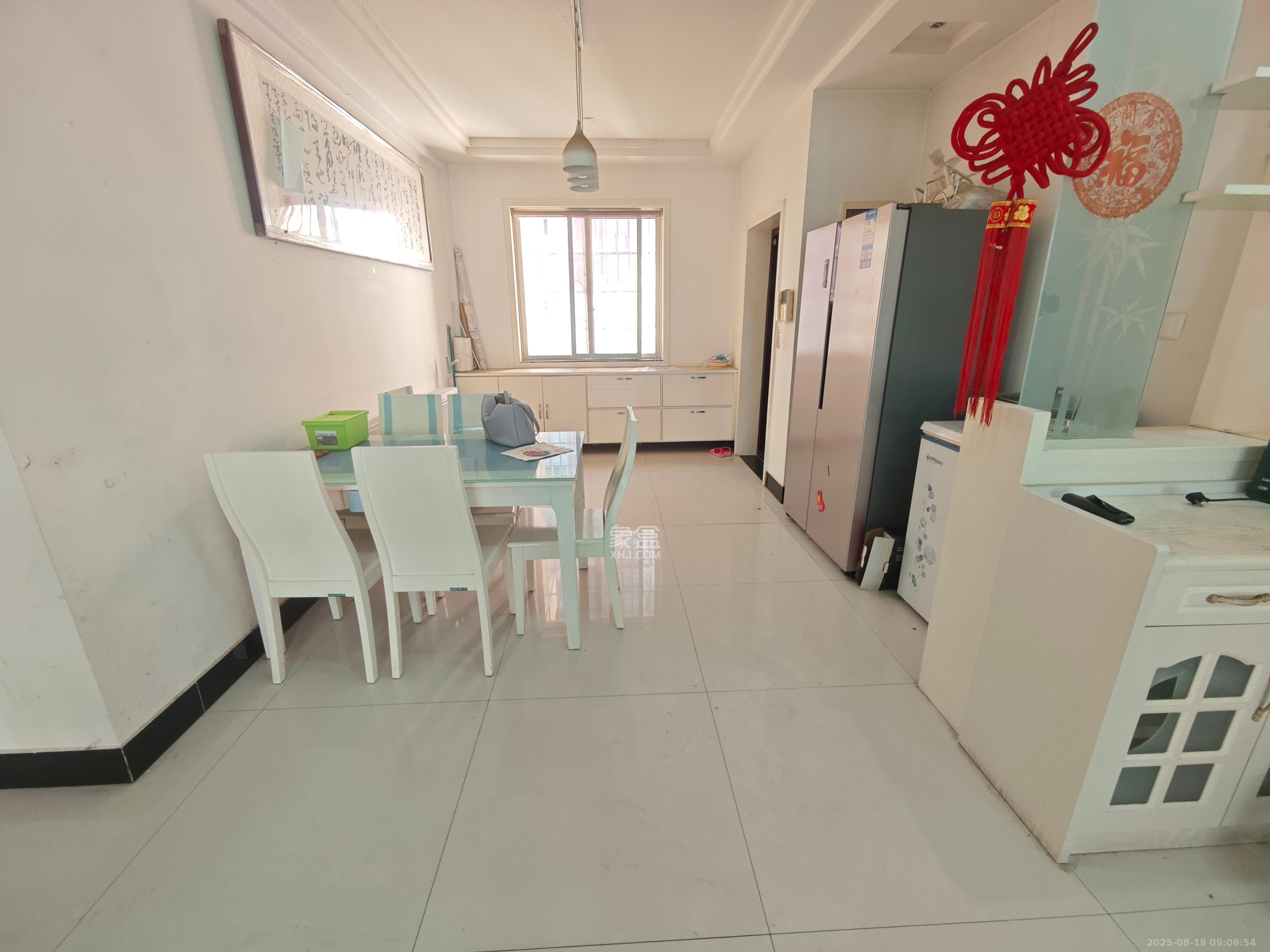 都江新城（都江新苑）  3室2厅2卫    3500.0元/月室内图