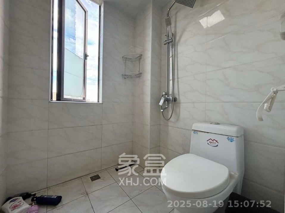 荣悦台  1室1厅1卫   2800.00元/月室内图