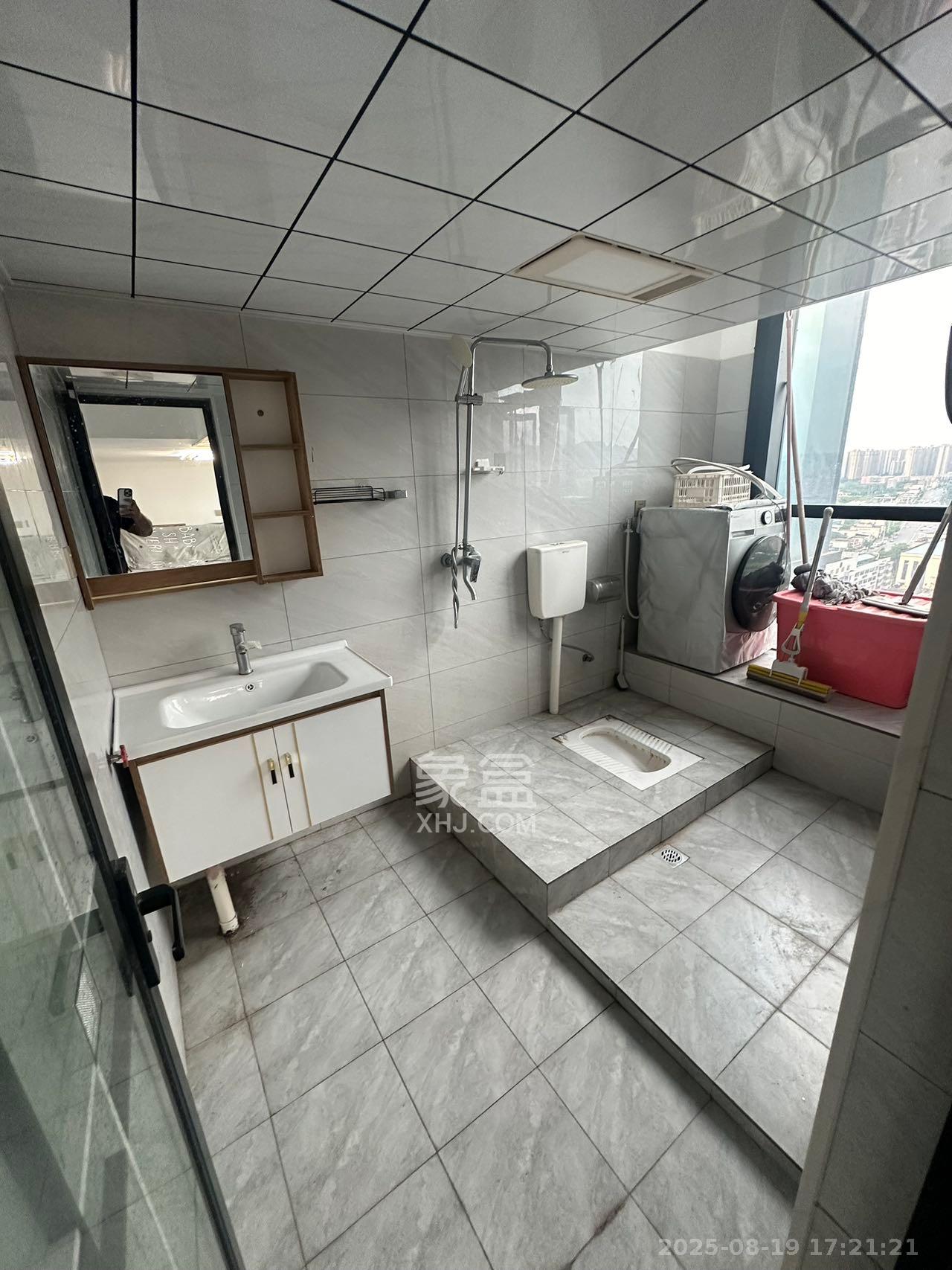 开利星空城市公馆 4室1厅1卫 1600.0元/月 开利星空城市公馆 4室1厅1卫 1600.0元/月室内图