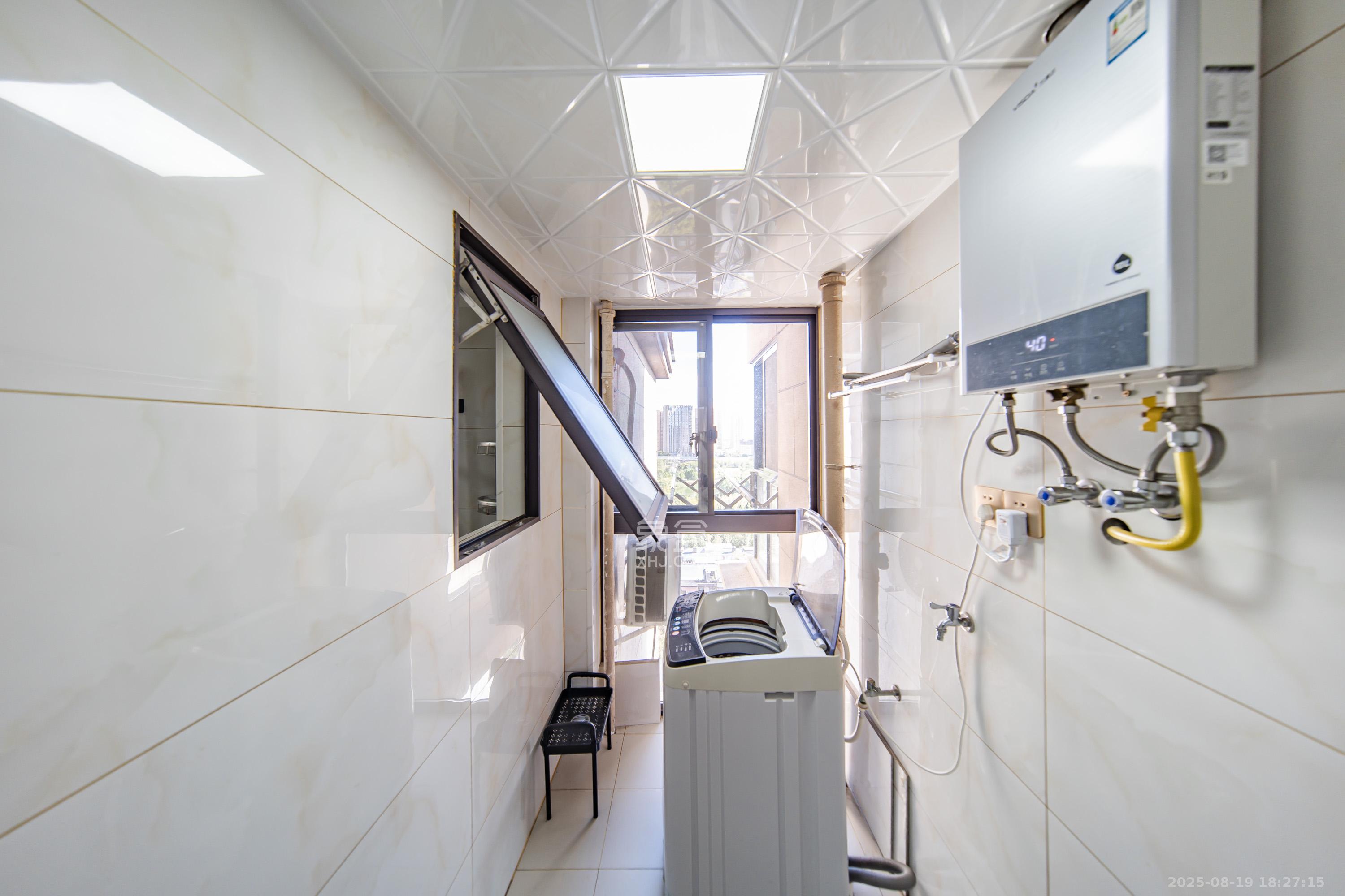 北大资源理想家园  3室2厅2卫    126.0万 北大资源理想家园  3室2厅2卫    126.0万阳台