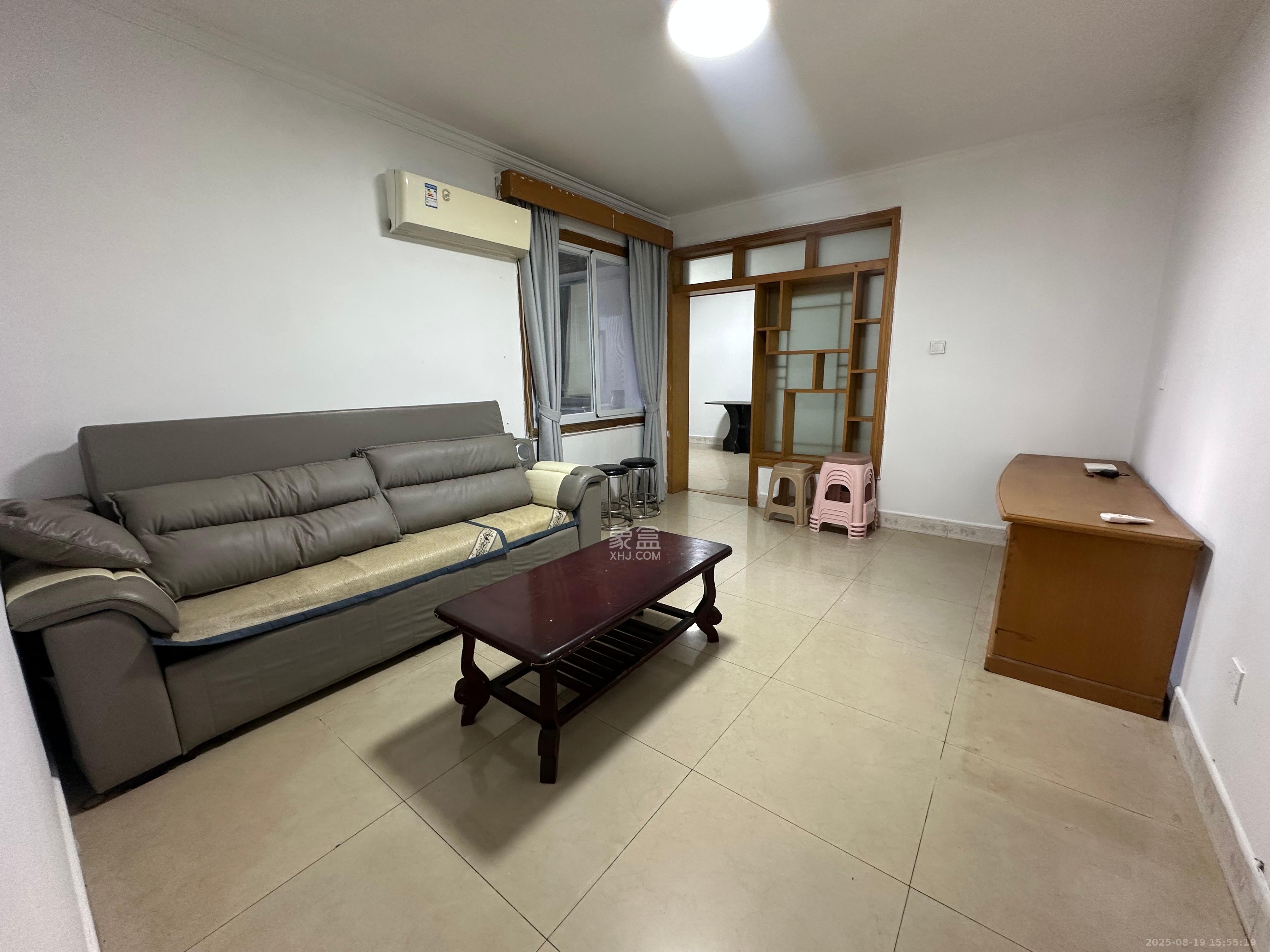 桂花二村 2室2厅1卫 1600.0元/月 桂花二村 2室2厅1卫 1600.0元/月室内图