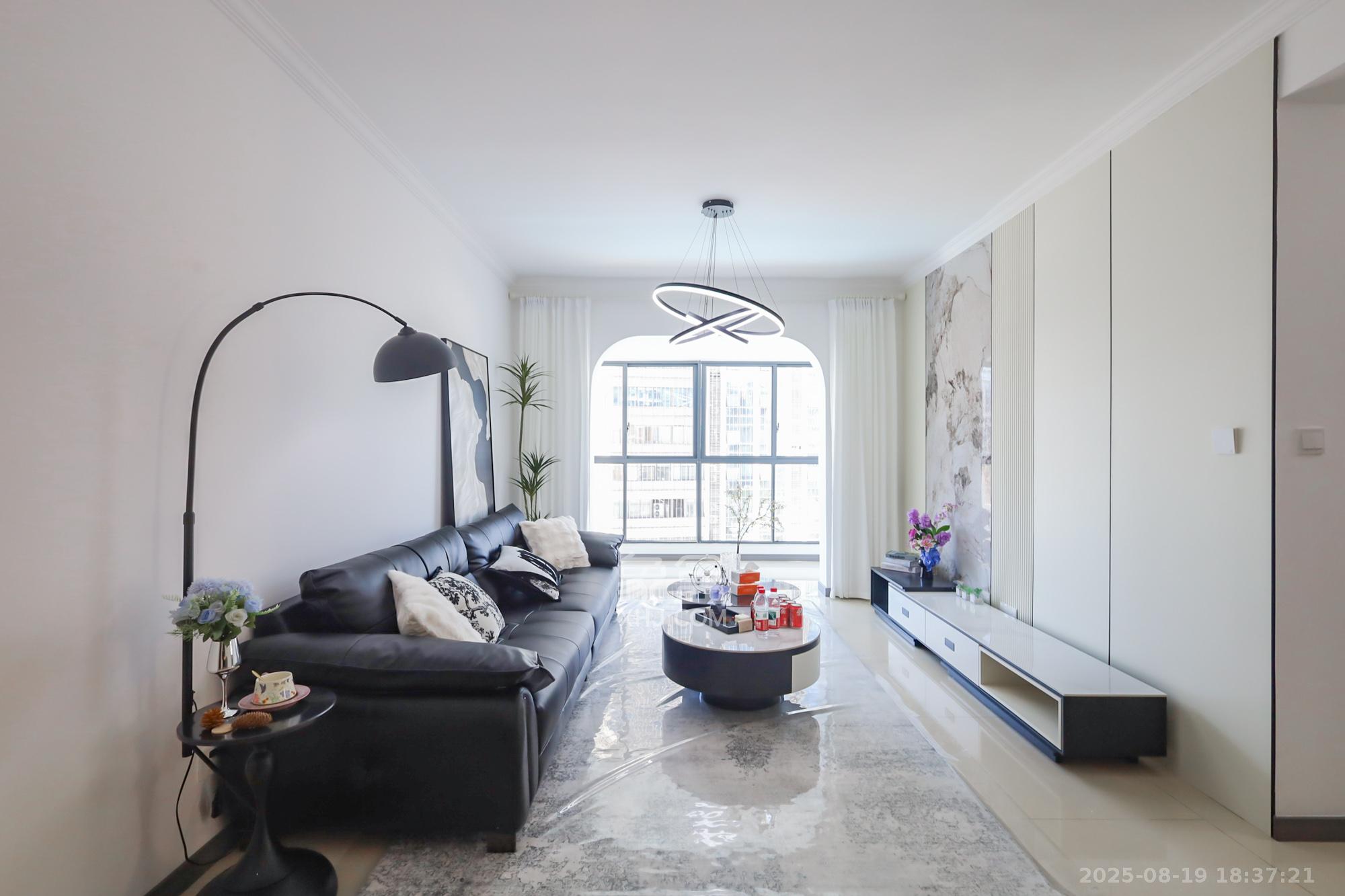 奥克斯广场  3室2厅1卫    93.8万 奥克斯广场  3室2厅1卫    93.8万